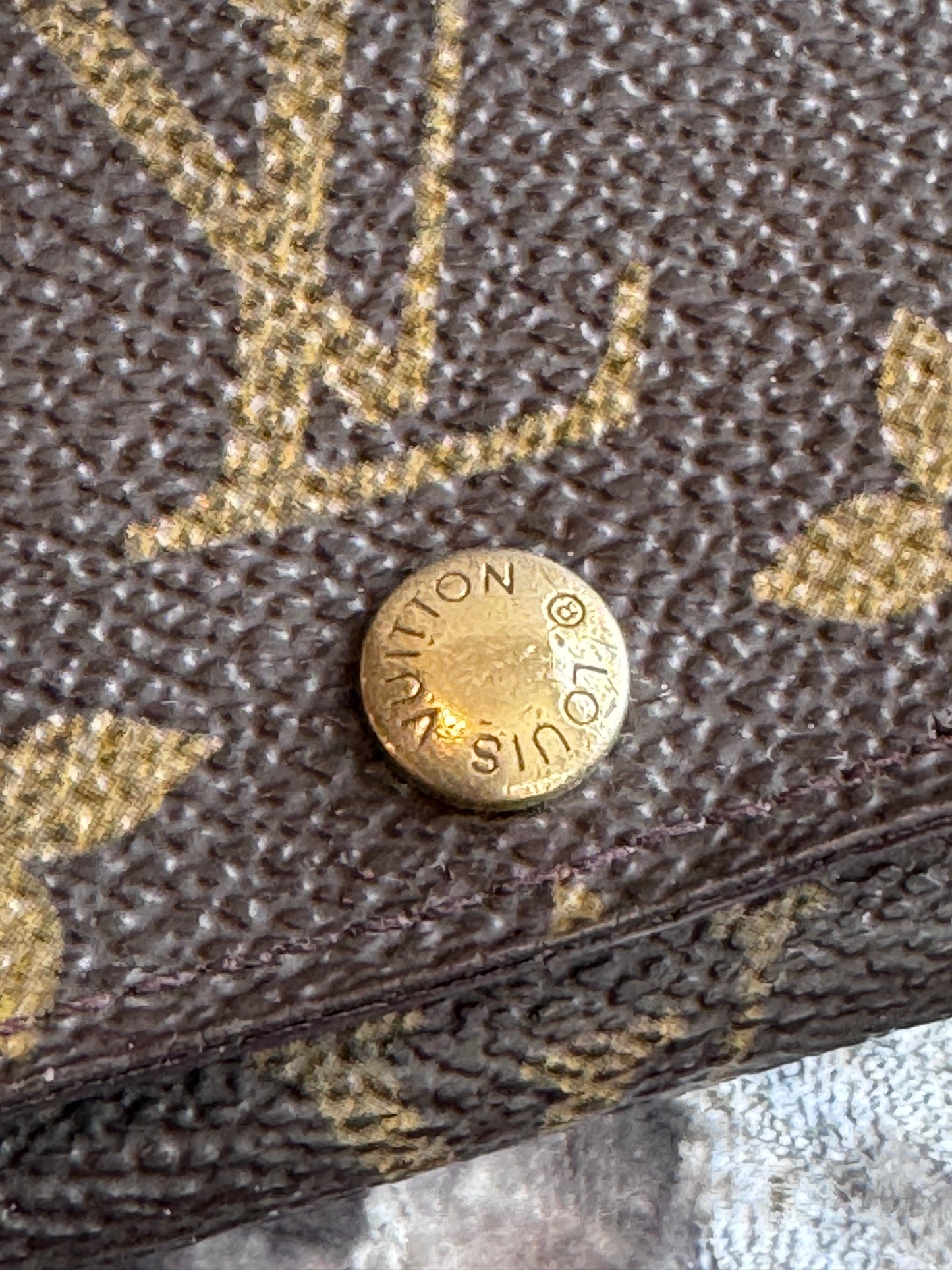 Louis Vuitton Monogram 4-Key Holder