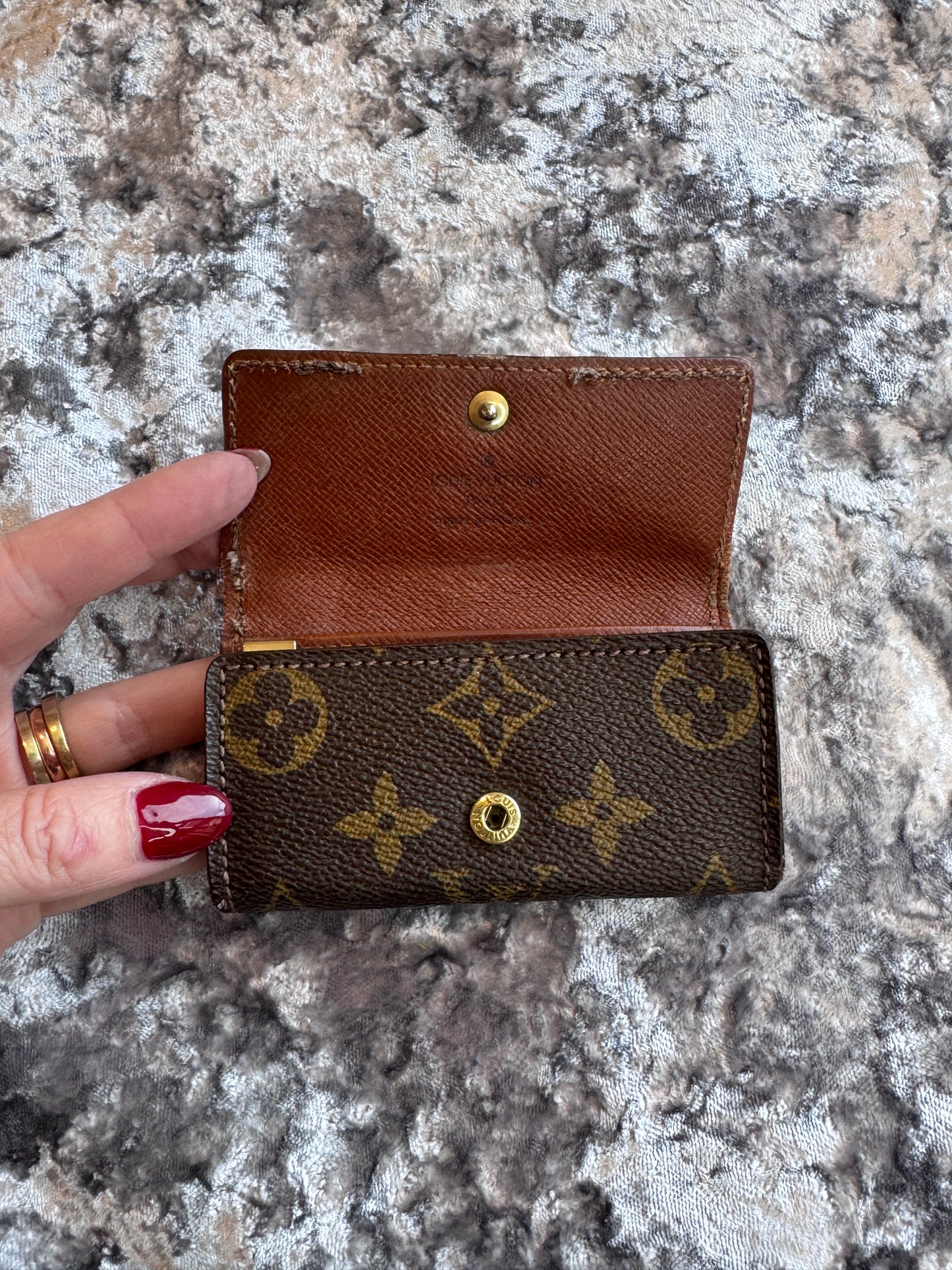 Louis Vuitton Monogram 4-Key Holder
