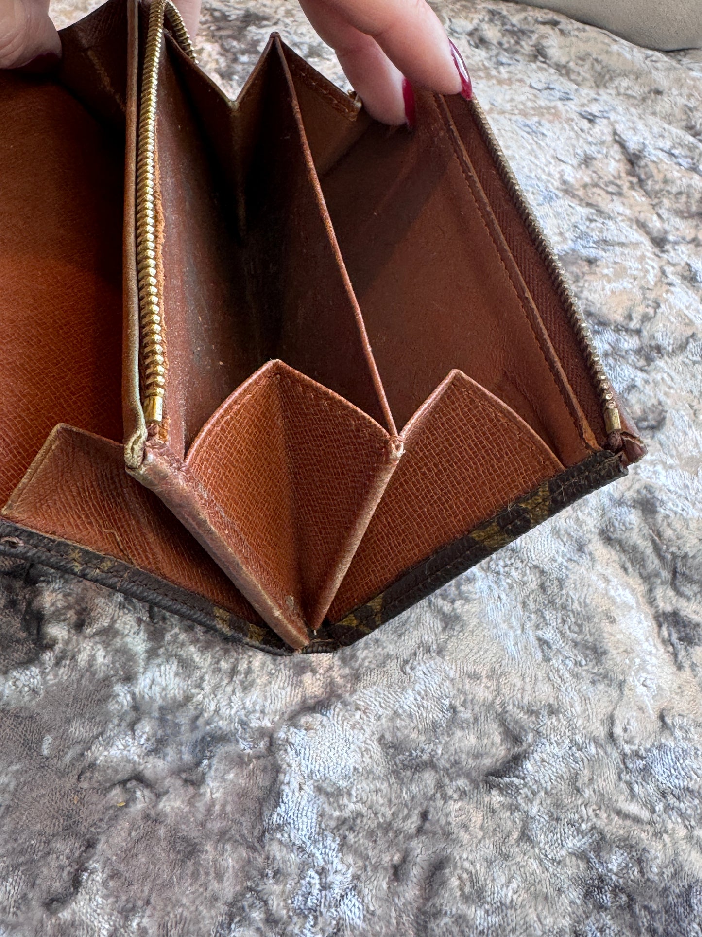 Louis Vuitton Monogram Porte-Monnaie Billets Trésor Compact Wallet