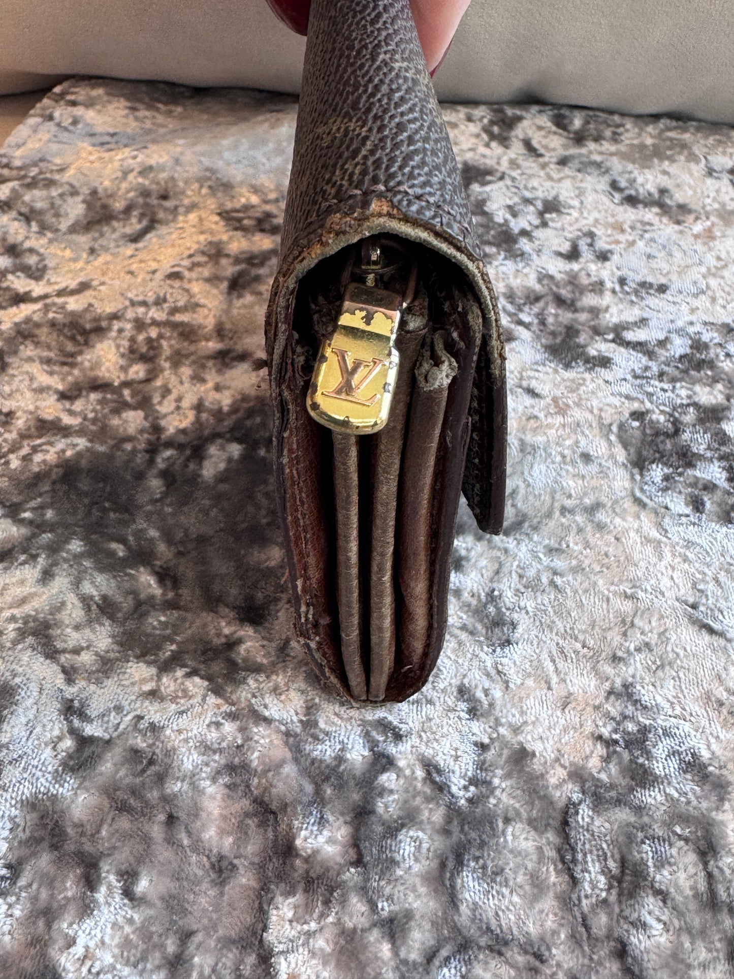 Louis Vuitton Pre-owned Monogram Vintage Sarah Long Wallet