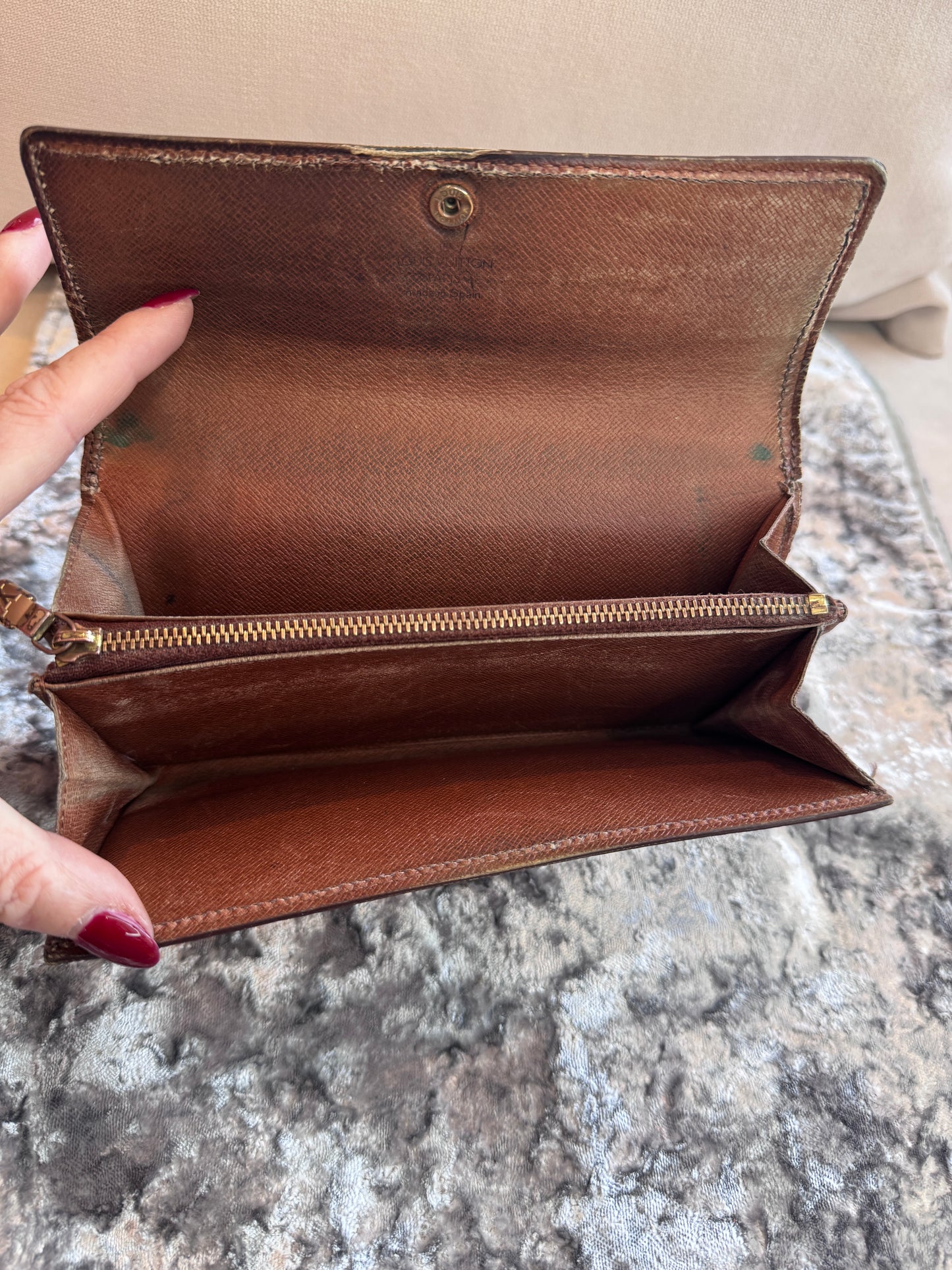 Louis Vuitton Pre-owned Monogram Vintage Sarah Long Wallet