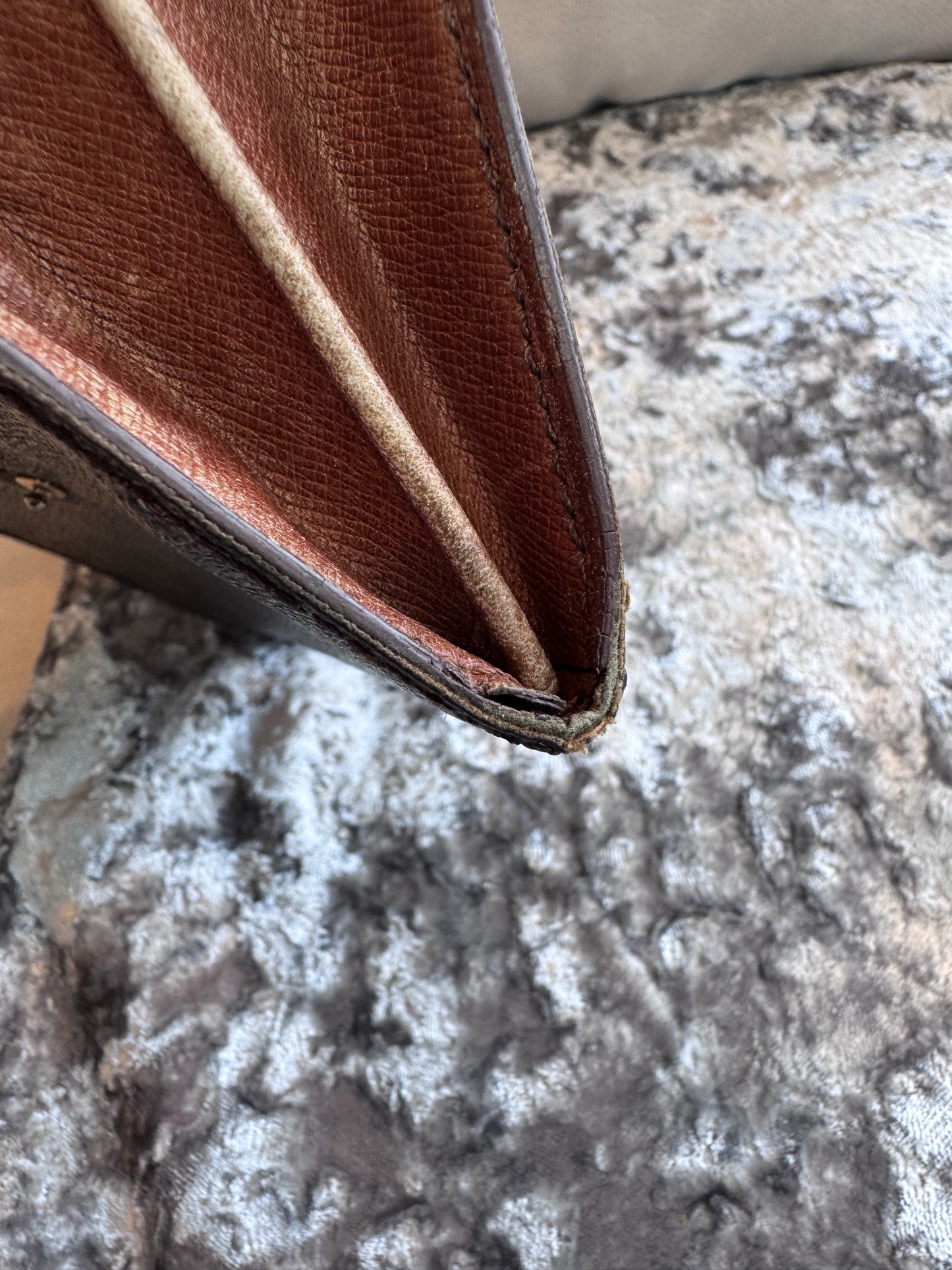 Louis Vuitton Pre-owned Monogram Vintage Sarah Long Wallet