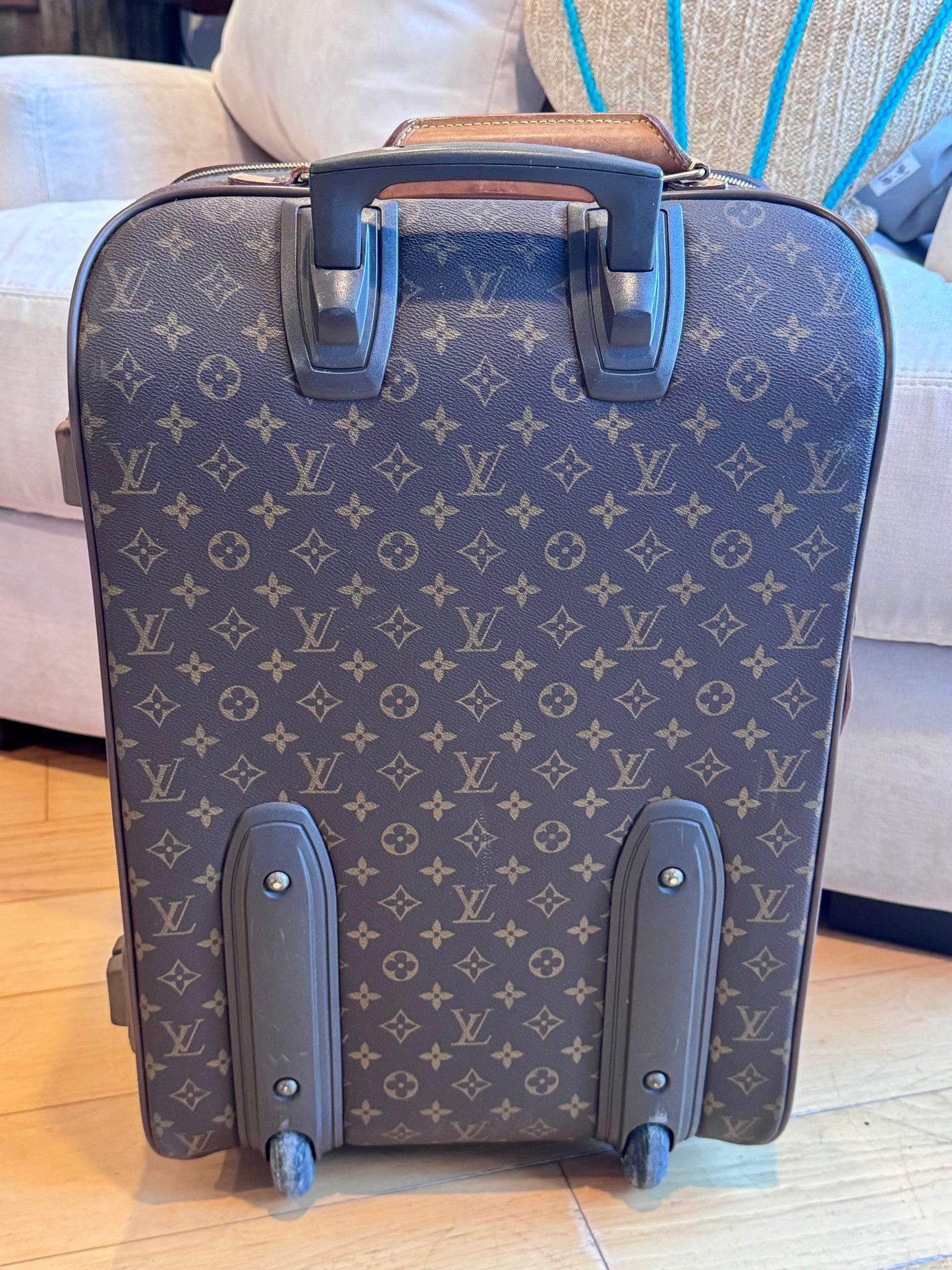 Louis Vuitton Pre-Owned Monogram Pegase 55 Suitcase