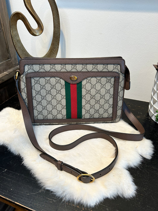 GUCCI GG Supreme Canvas Ophidia Crossbody