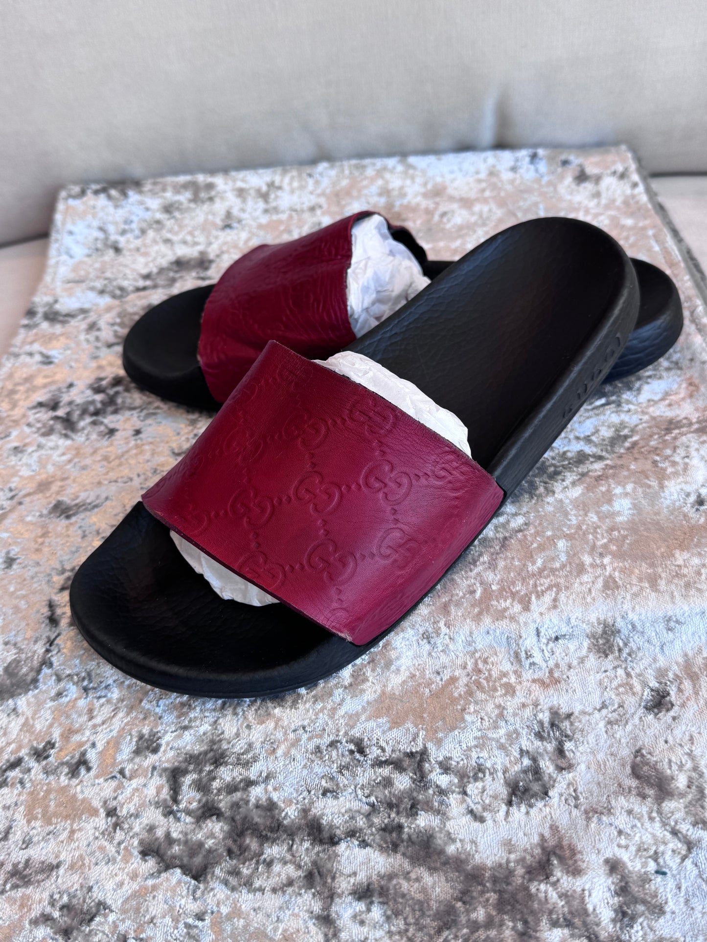 GUCCI Guccissima Leather Womens Slides Red 38EU