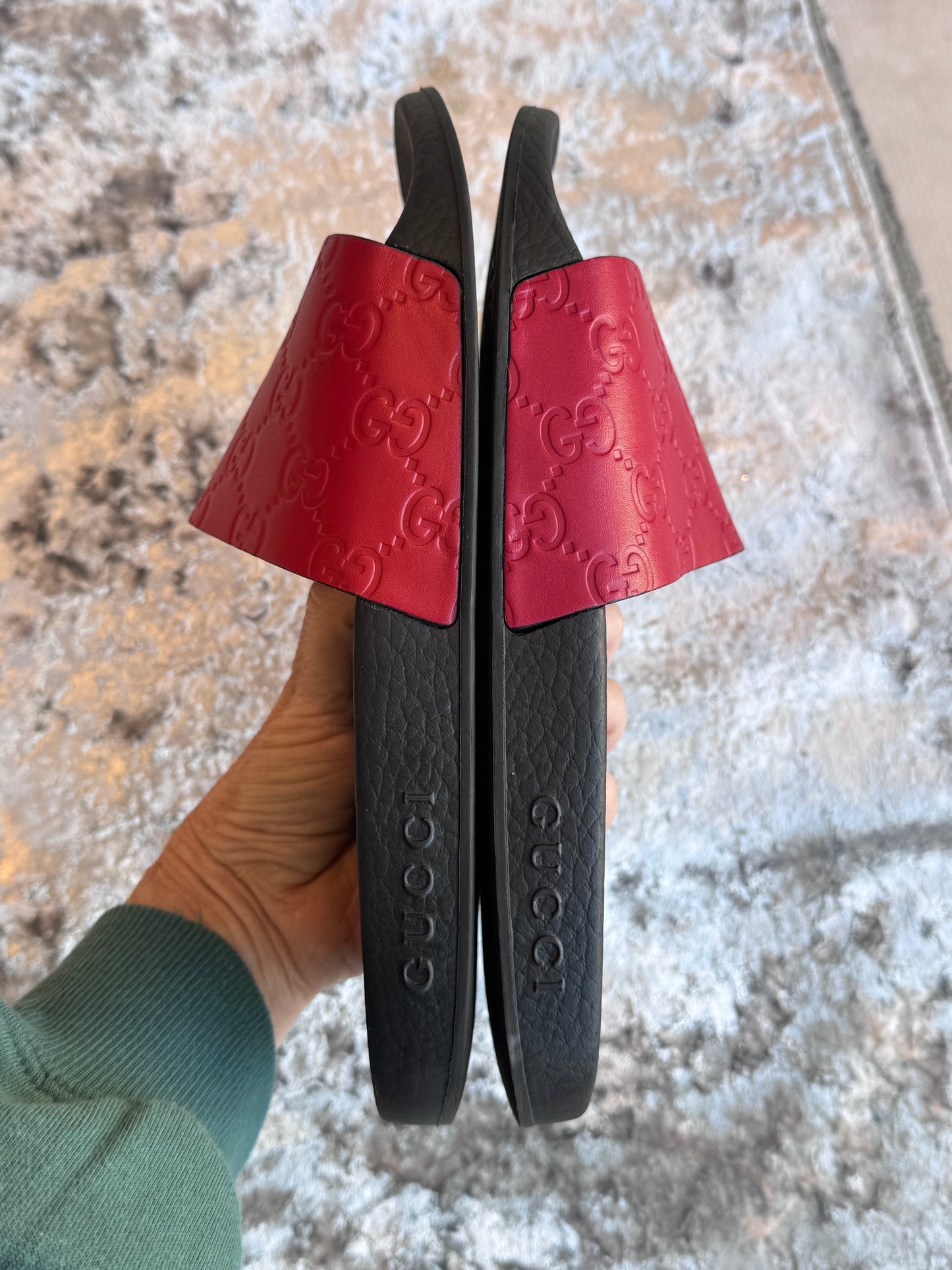 GUCCI Guccissima Leather Womens Slides Red 37EU