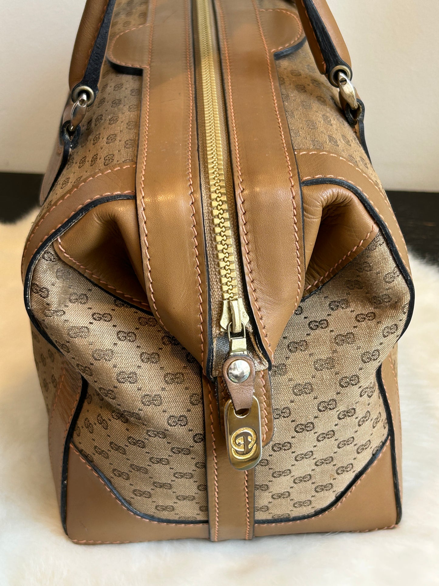 GUCCI Vintage Tan Micro GG Monogram Doctor Bag