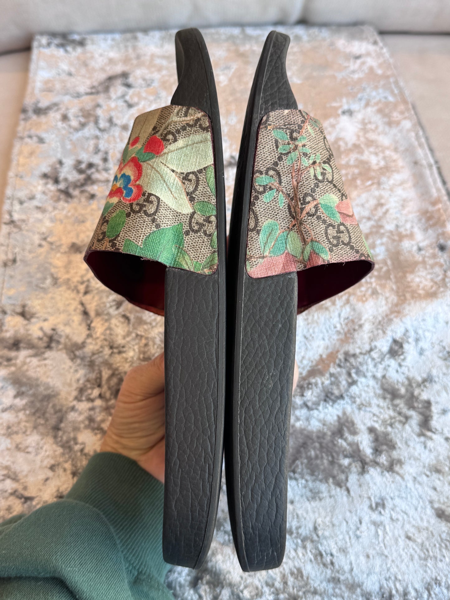 GUCCI Supreme GG Tian Men's Slides 7EU (Women's 40EU)