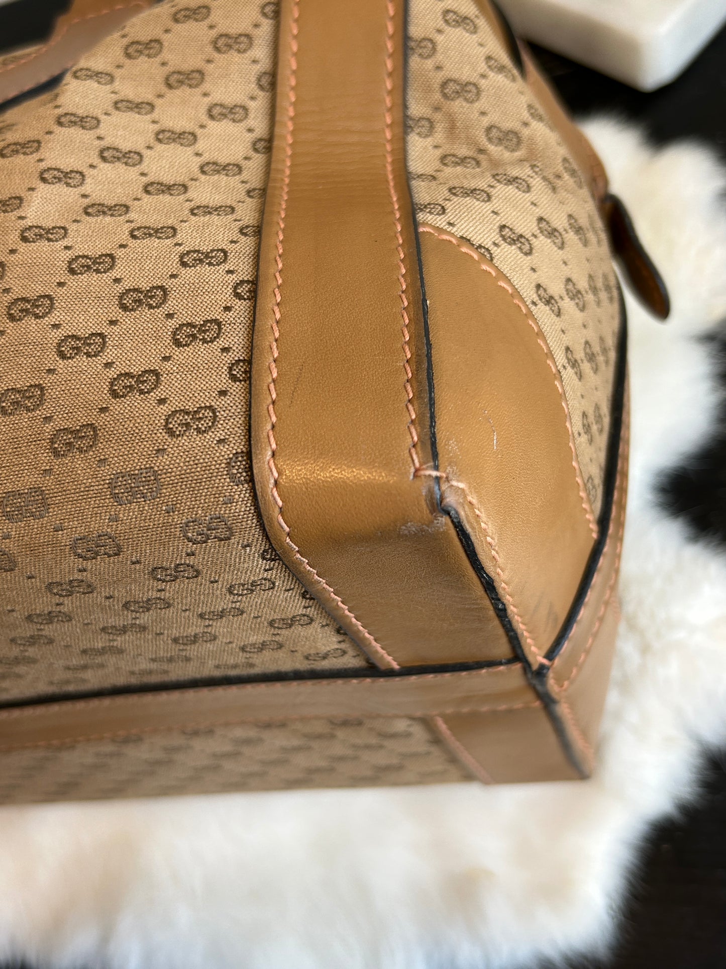 GUCCI Vintage Tan Micro GG Monogram Doctor Bag