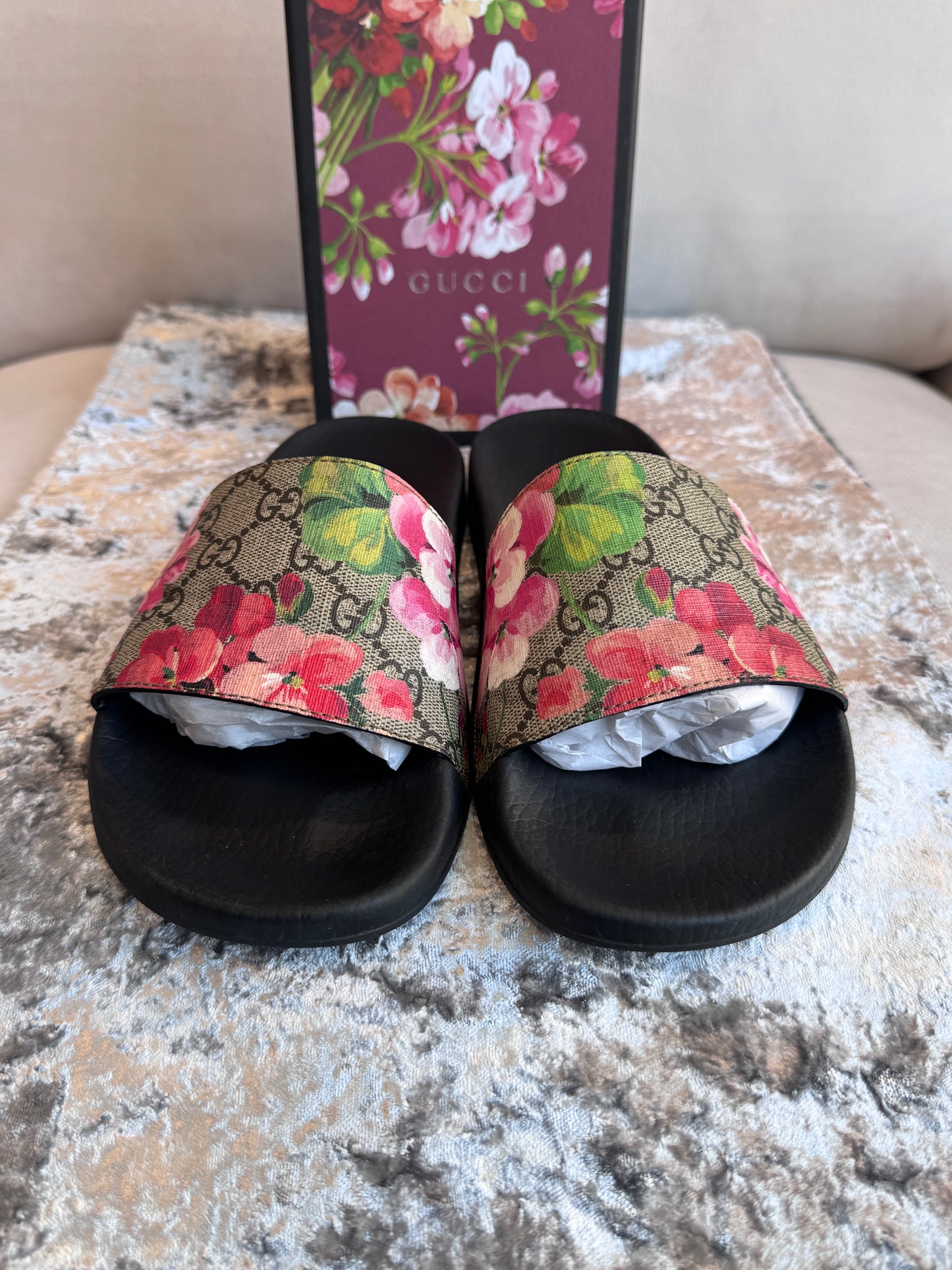 GUCCI Supreme Canvas Blooms Women's Slides 40EU