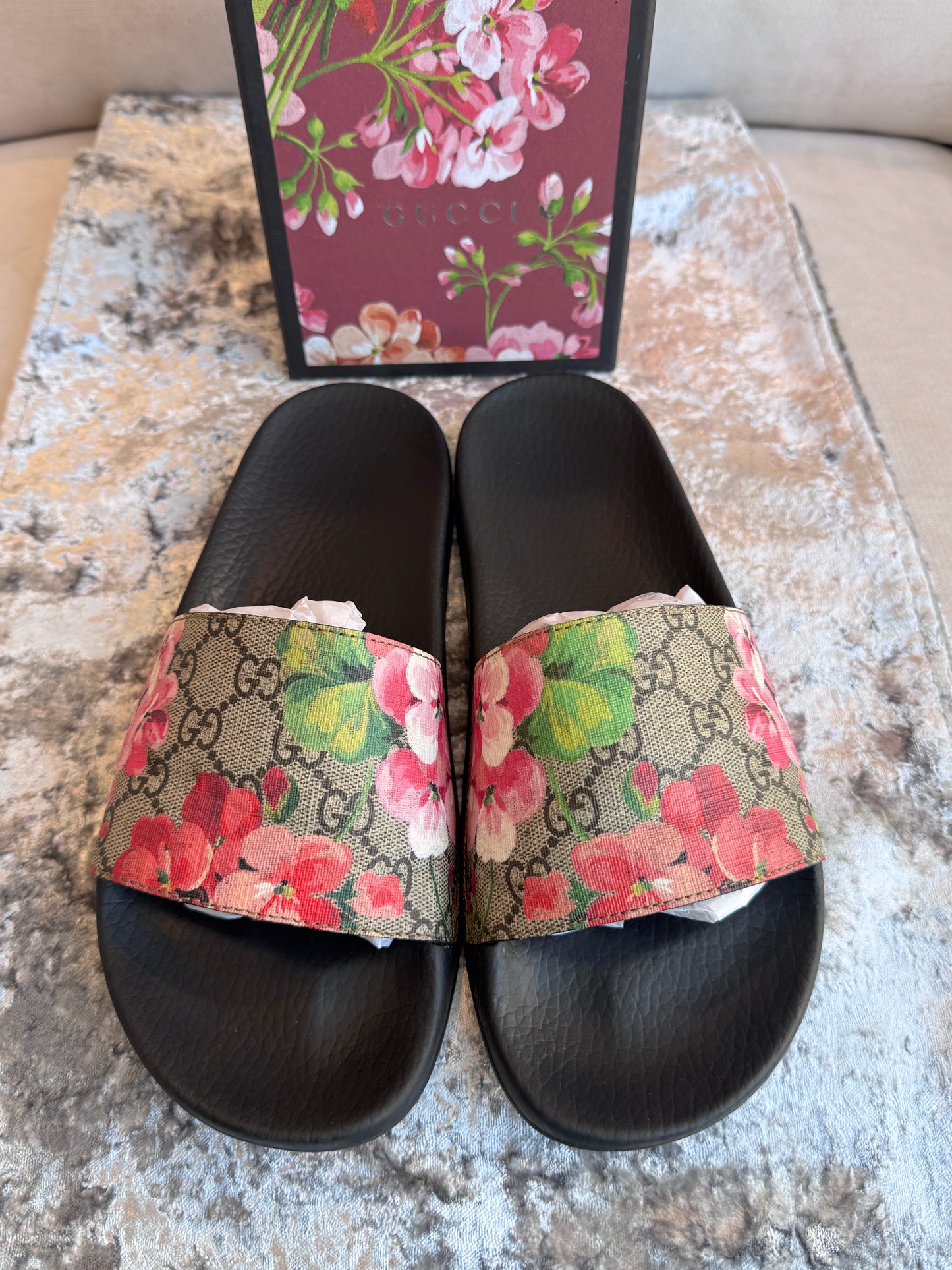GUCCI Supreme Canvas Blooms Women's Slides 40EU
