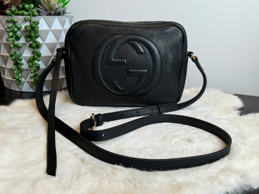 GUCCI Soho Disco Black Pebbled Camera Bag