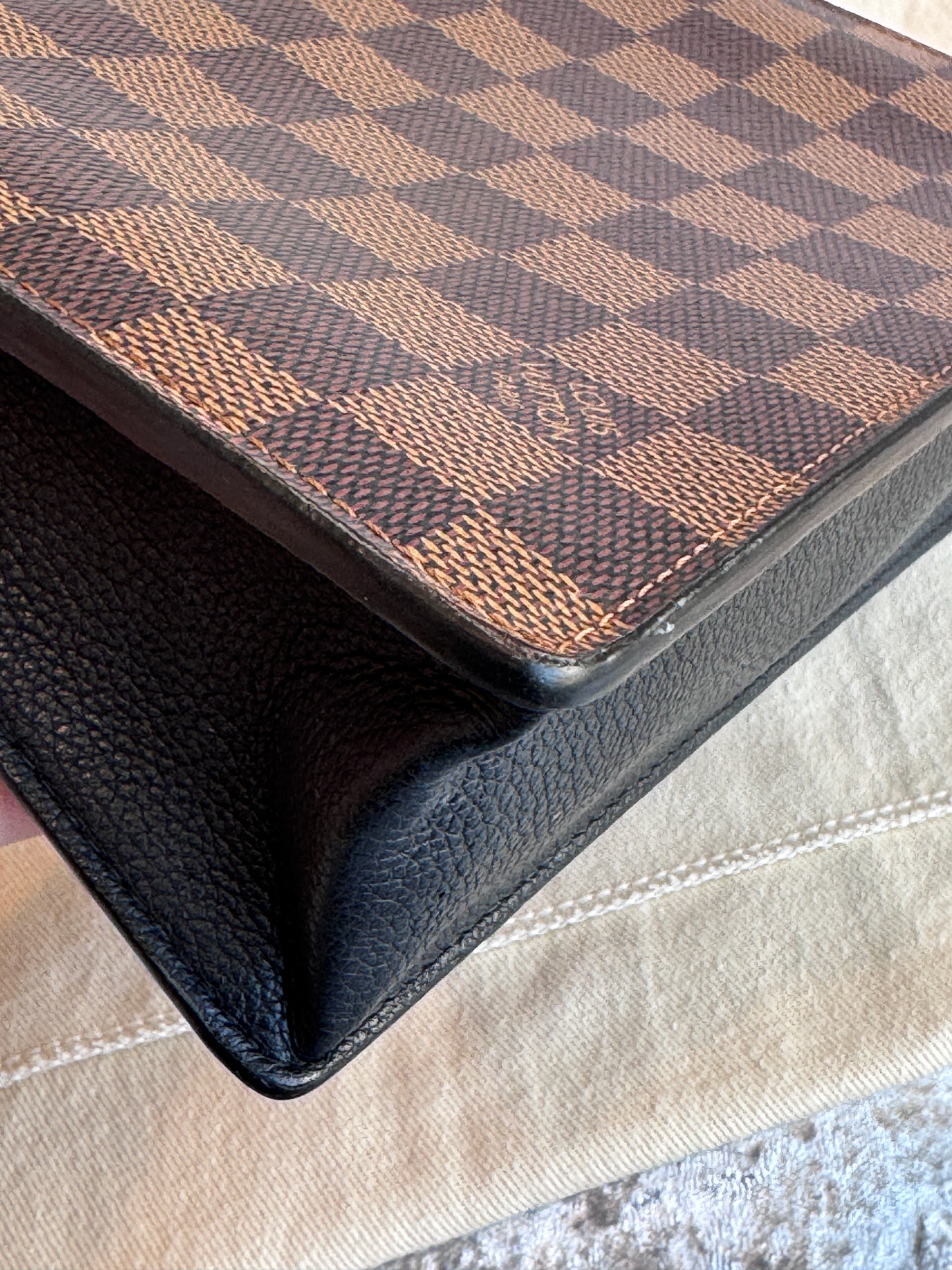 Louis Vuitton Vavin Chain Wallet Damier Ebene Black Crossbody