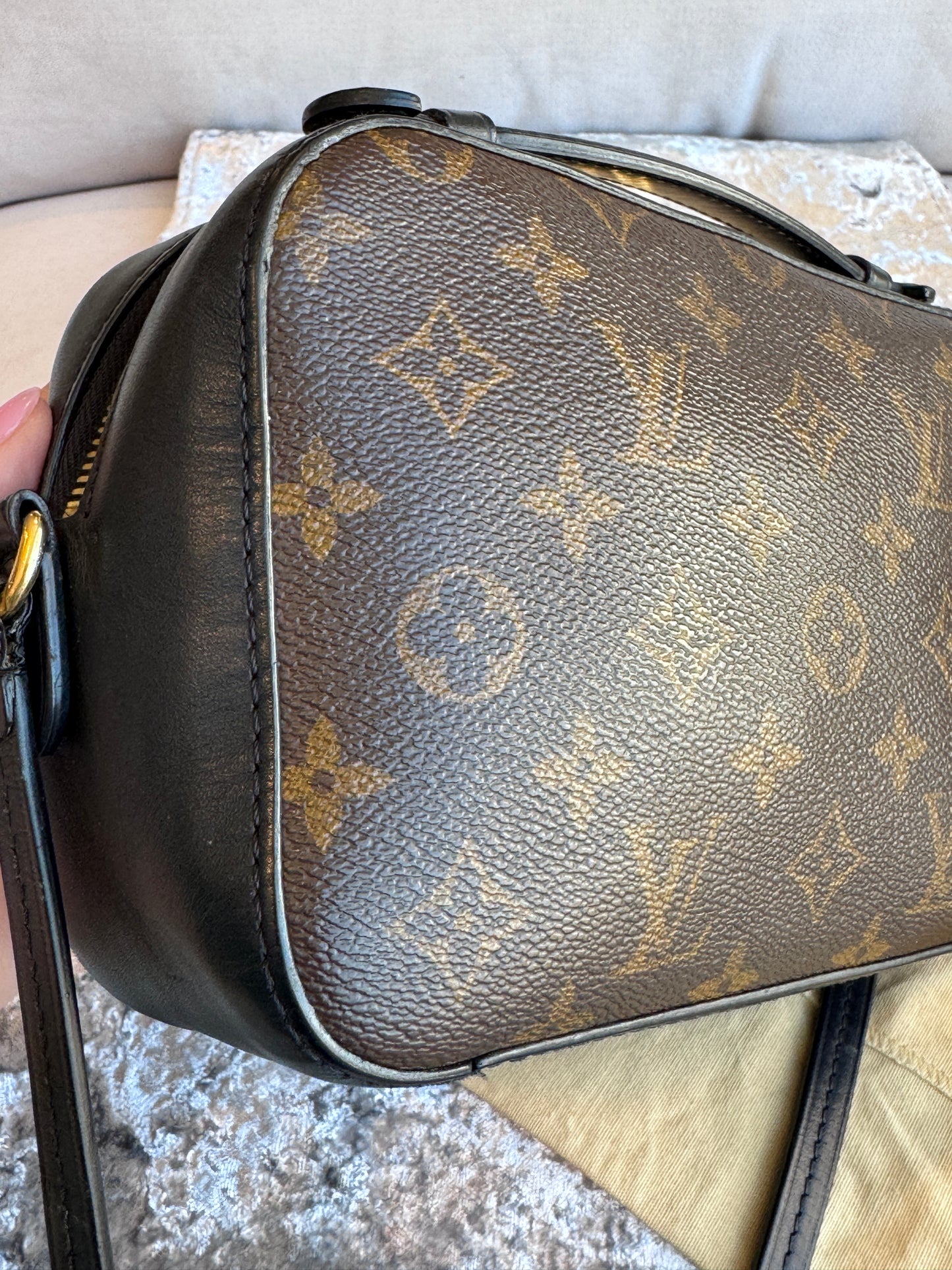 Louis Vuitton Saintonge Monogram Canvas Shoulder Bag Noir Black