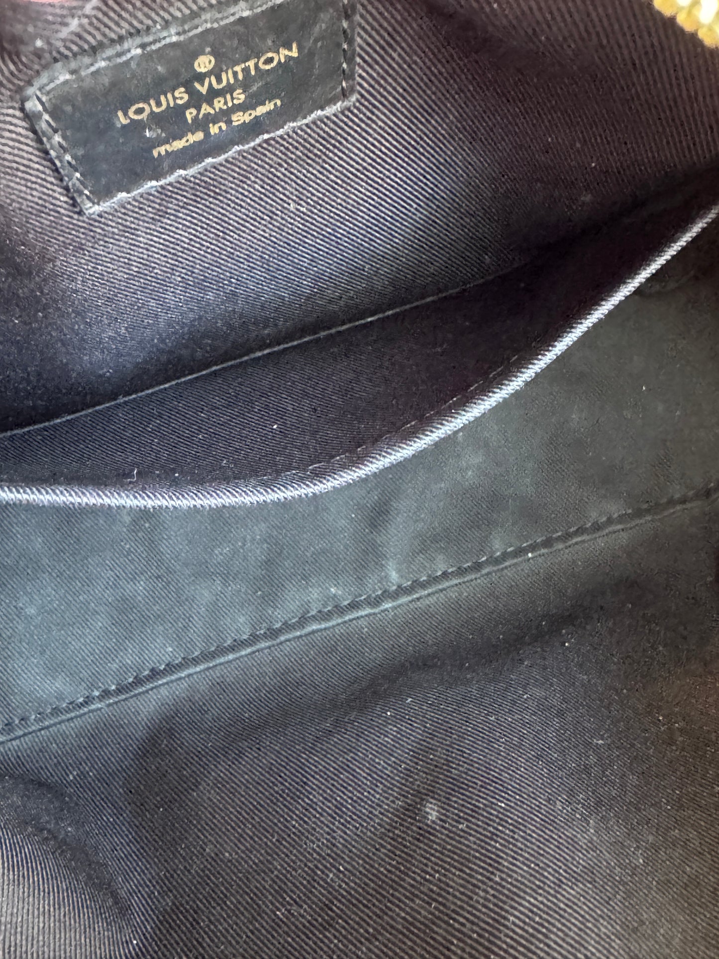 Louis Vuitton Saintonge Monogram Canvas Shoulder Bag Noir Black