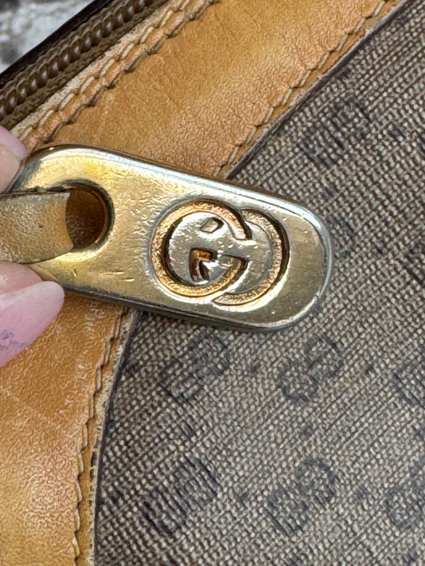 GUCCI Vintage Tan Micro GG Monogram Crossbody