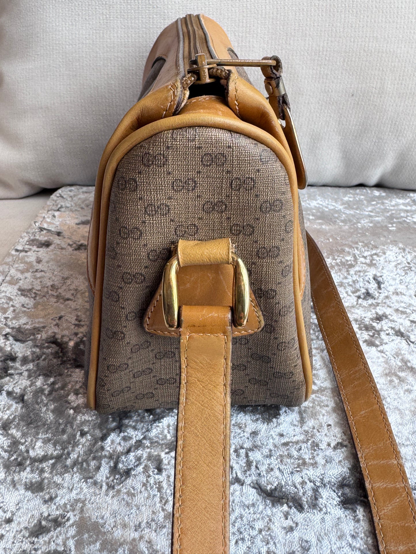 GUCCI Vintage Tan Micro GG Monogram Crossbody