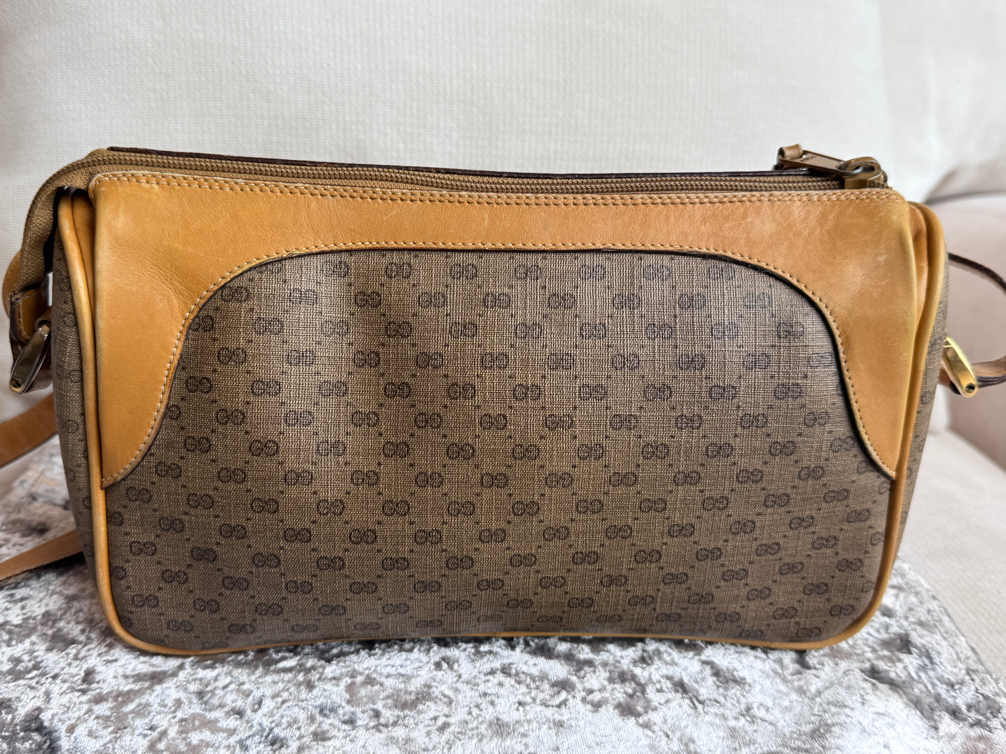 GUCCI Vintage Tan Micro GG Monogram Crossbody
