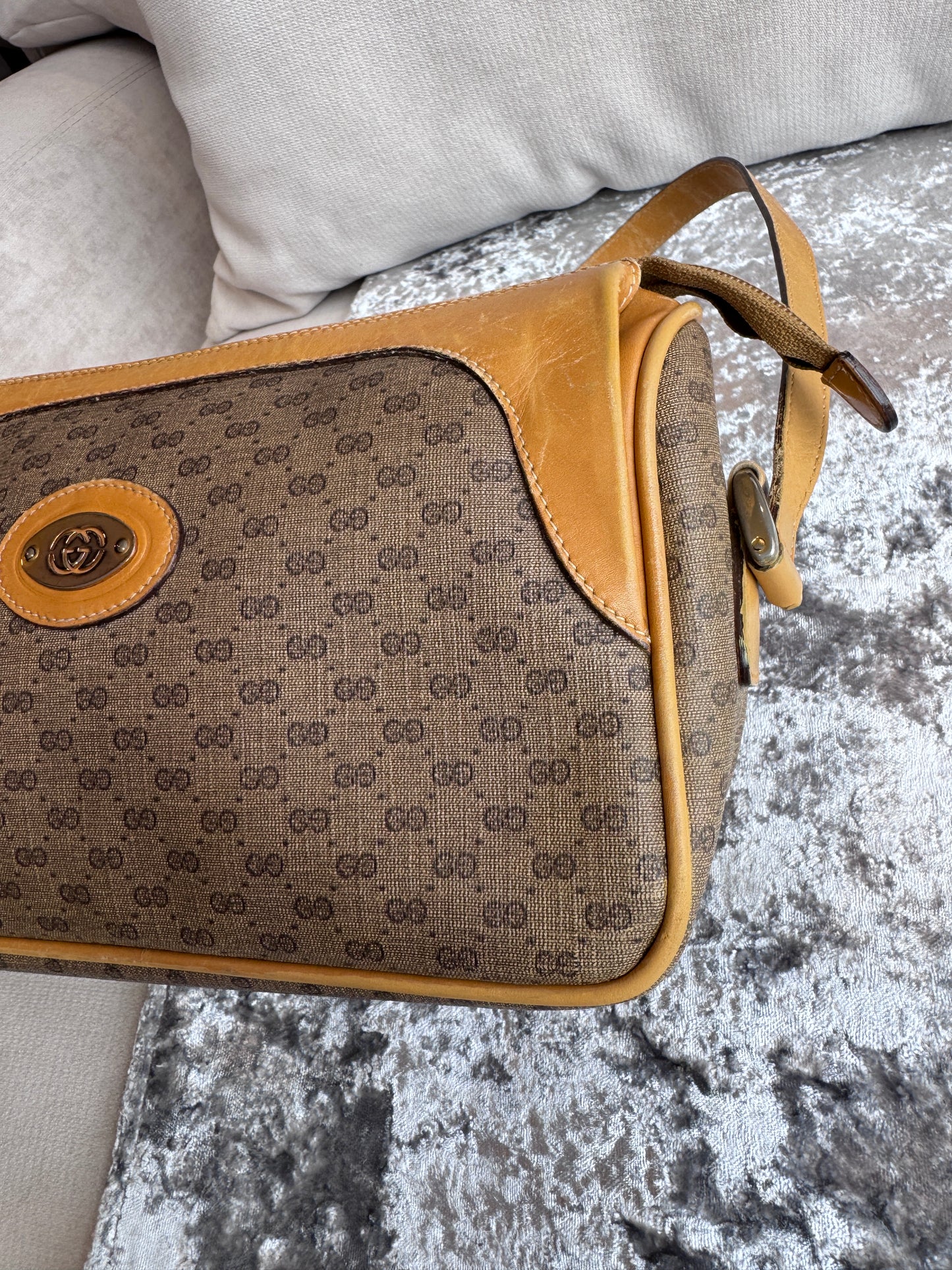 GUCCI Vintage Tan Micro GG Monogram Crossbody