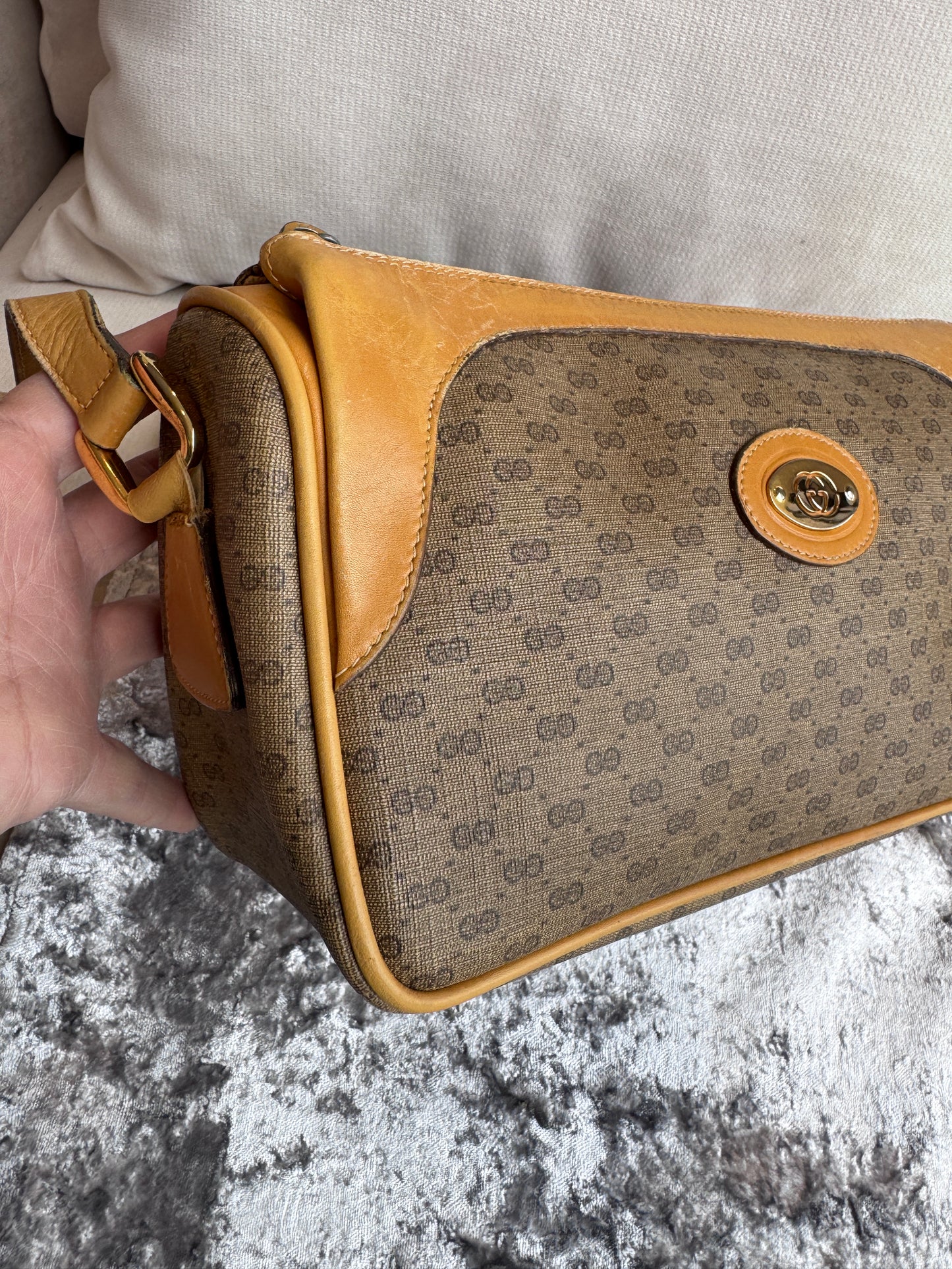 GUCCI Vintage Tan Micro GG Monogram Crossbody