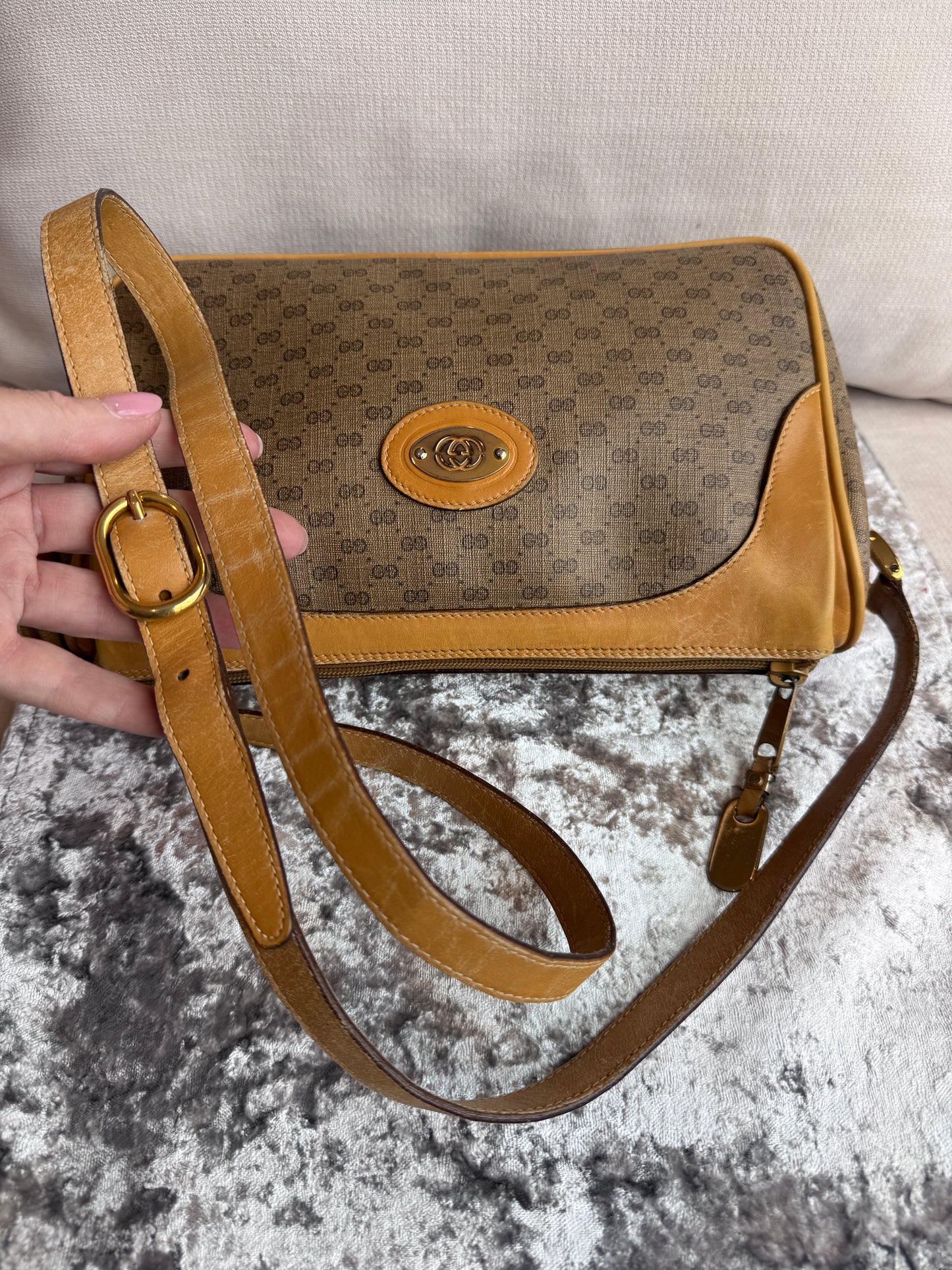GUCCI Vintage Tan Micro GG Monogram Crossbody
