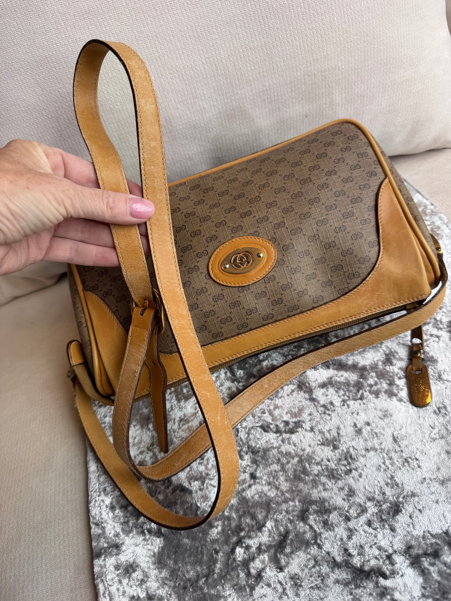 GUCCI Vintage Tan Micro GG Monogram Crossbody