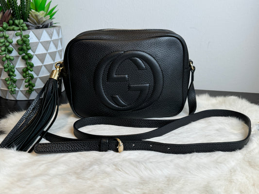 GUCCI Soho Disco Black Pebbled Camera Crossbody Bag