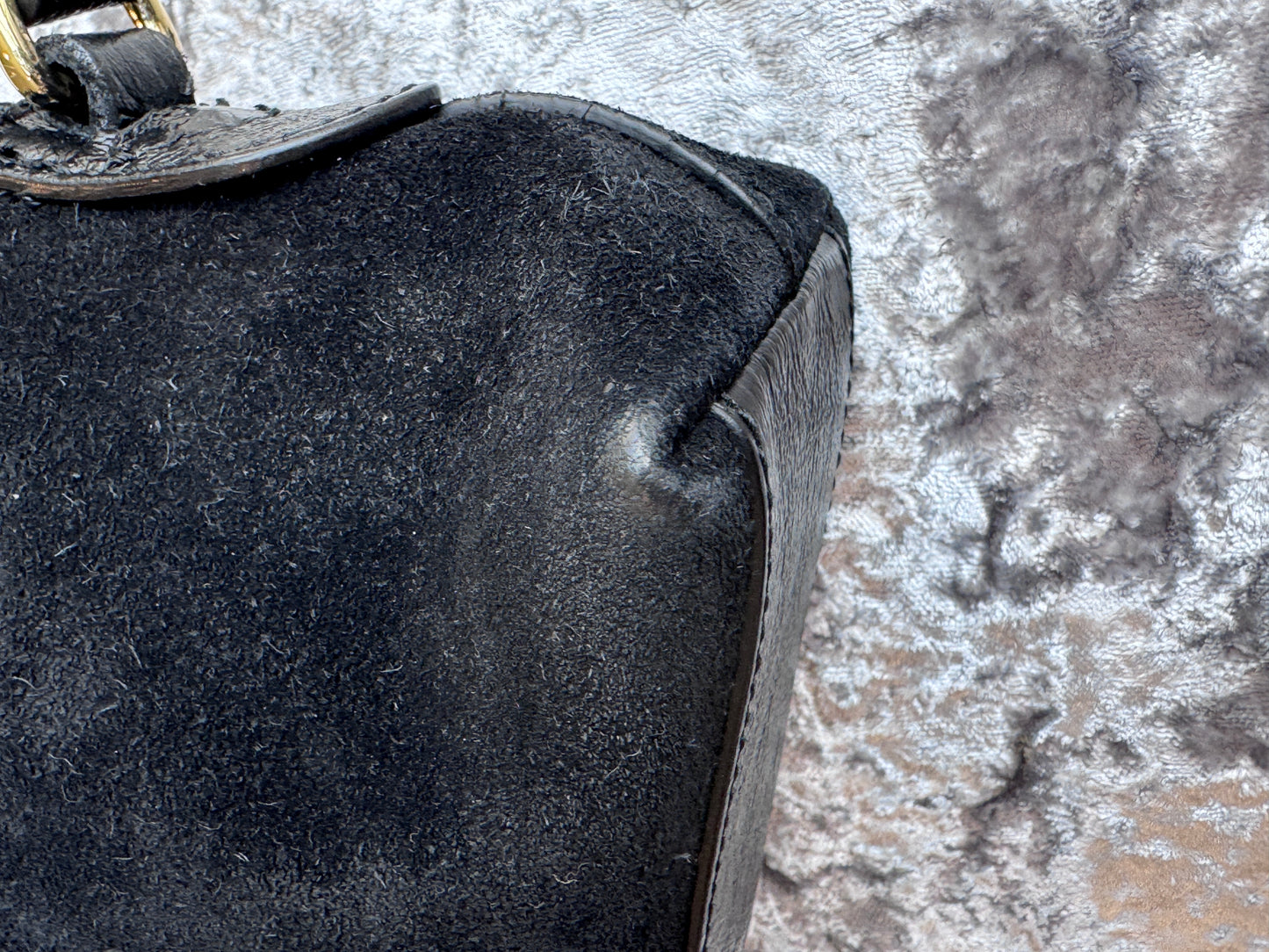 GUCCI Small Black Suede Ophidia Crossbody Bag