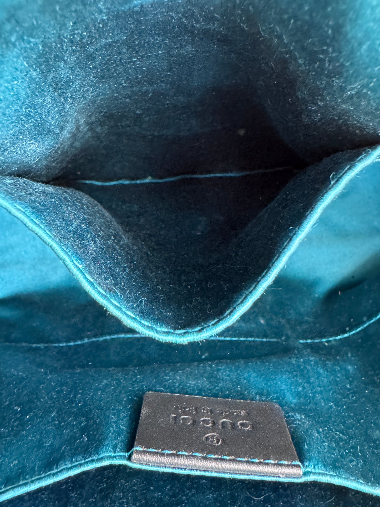 GUCCI Small Black Suede Ophidia Crossbody Bag