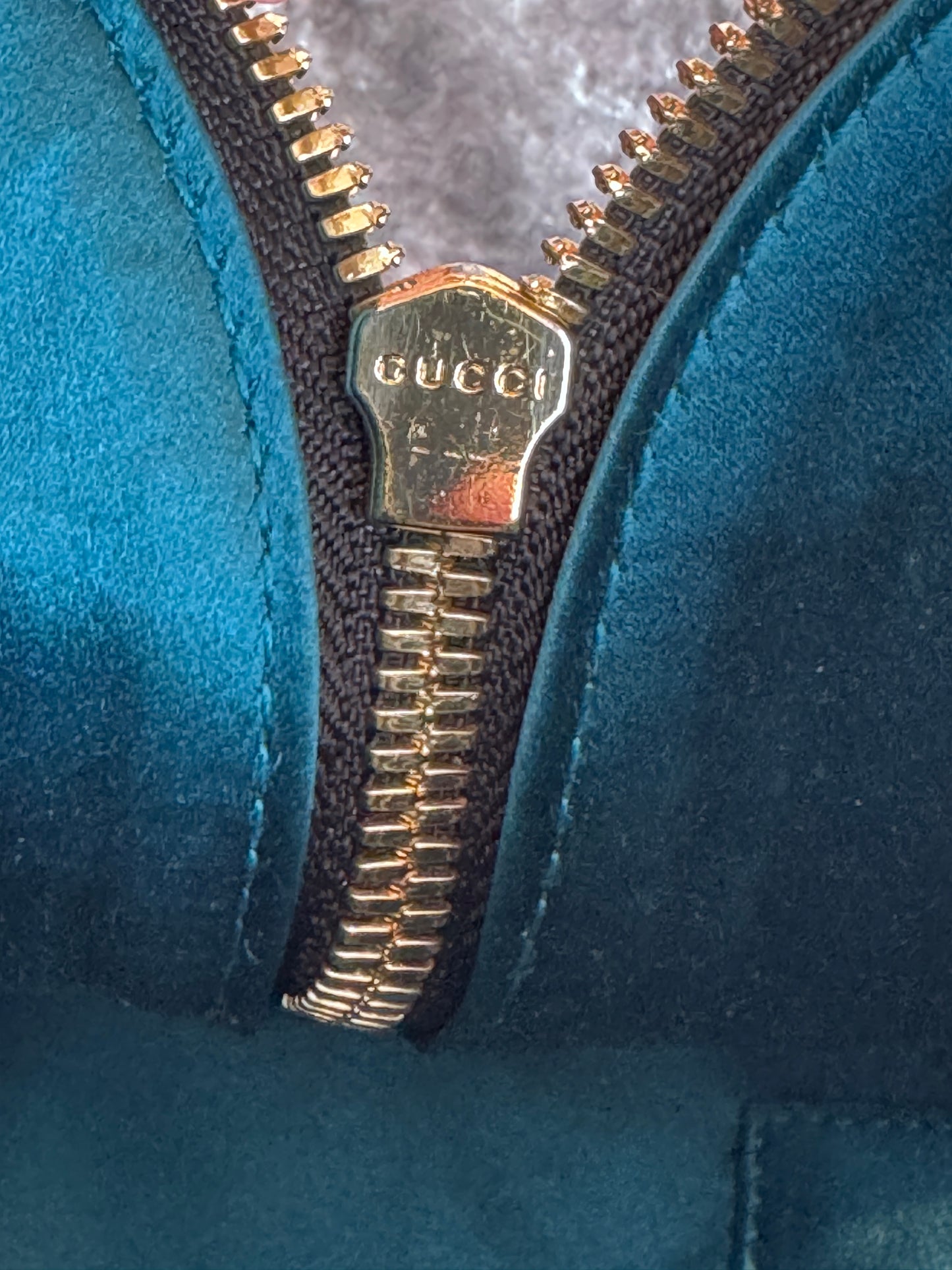 GUCCI Small Black Suede Ophidia Crossbody Bag