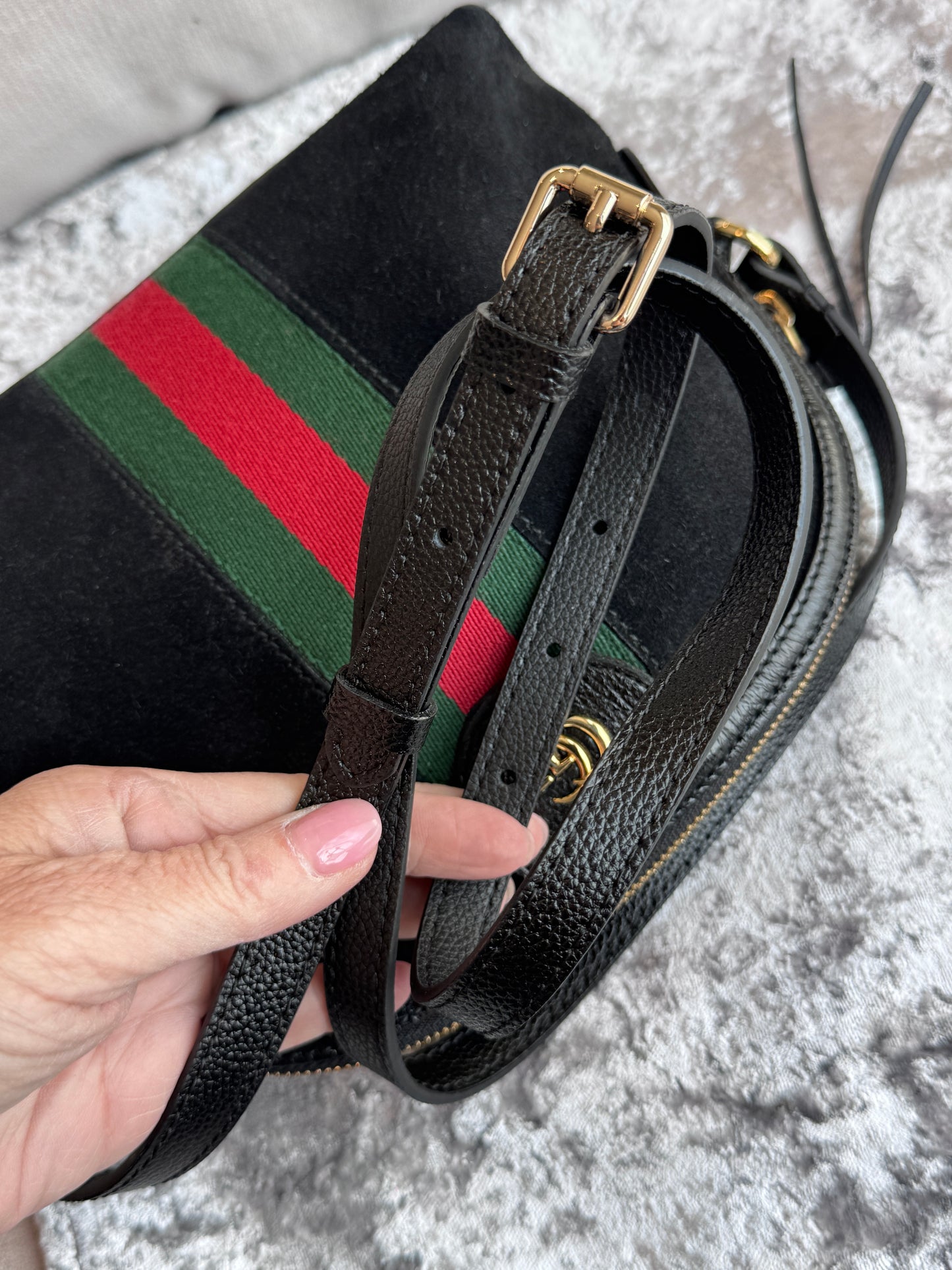 GUCCI Small Black Suede Ophidia Crossbody Bag