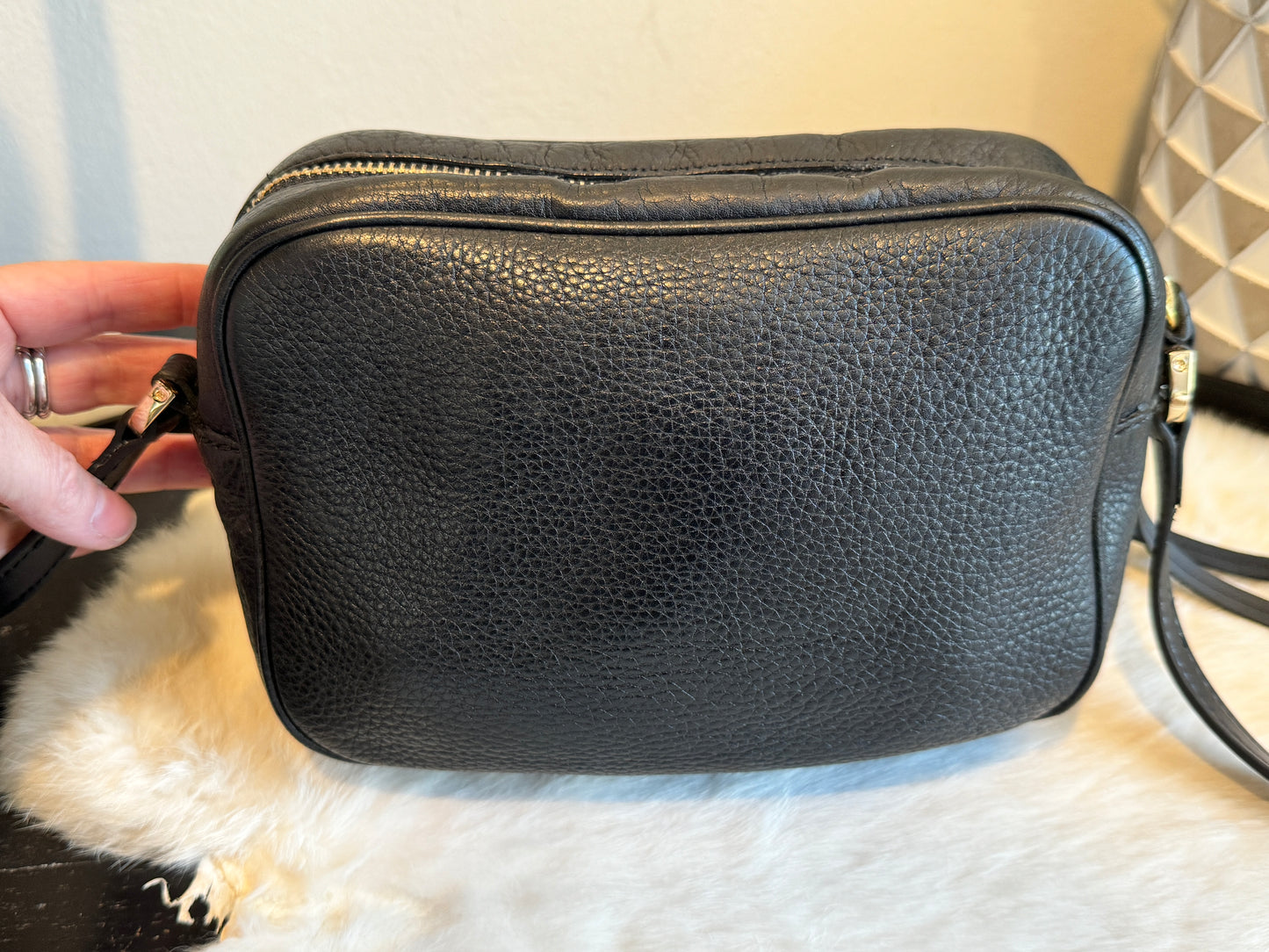 GUCCI Soho Disco Black Pebbled Camera Bag