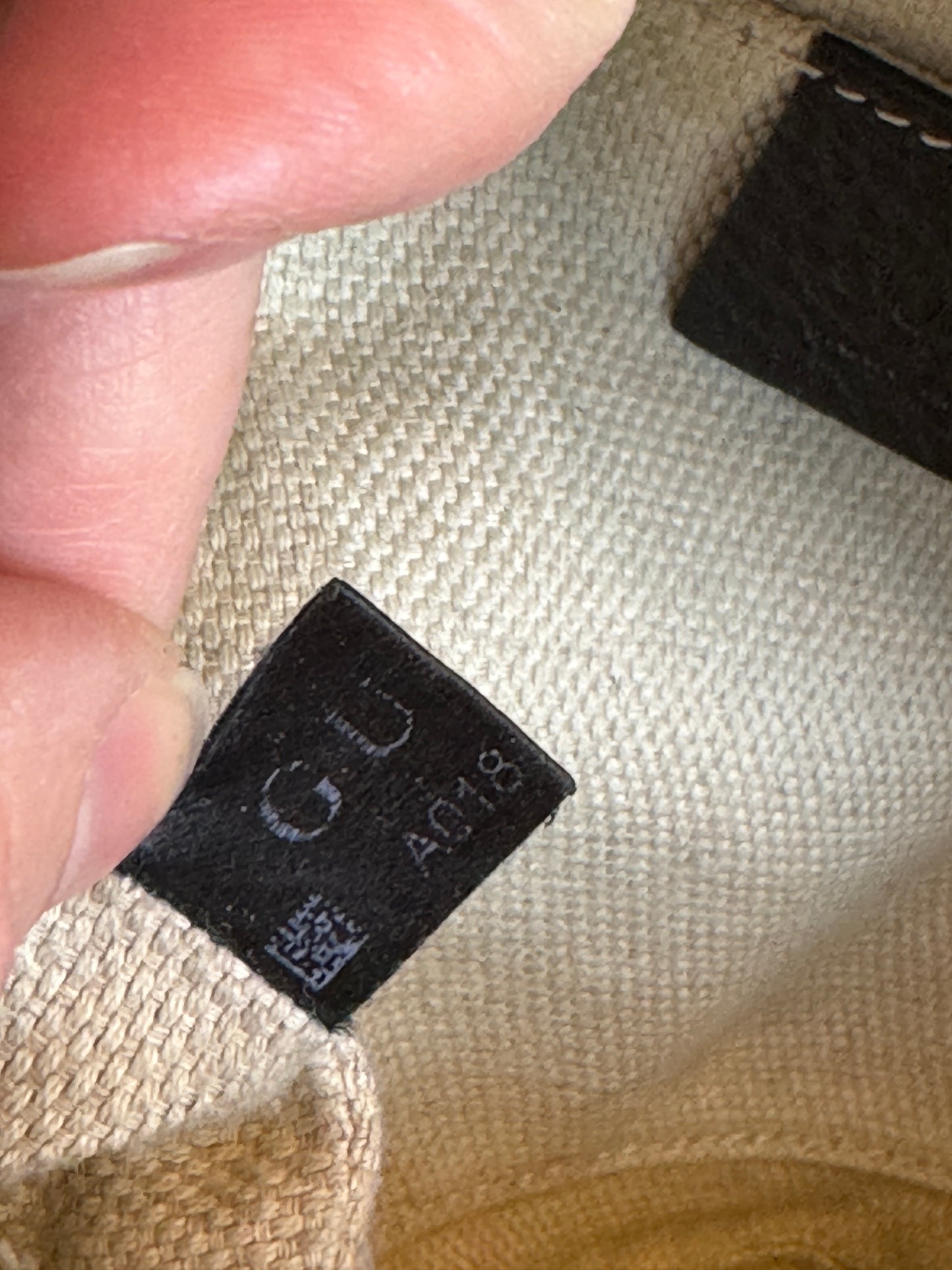 GUCCI Soho Disco Black Pebbled Camera Bag