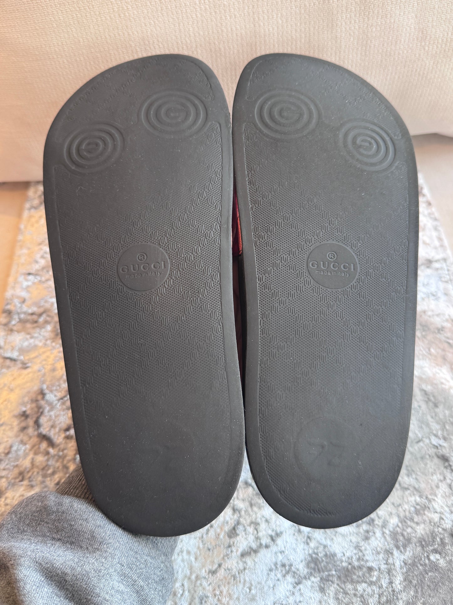GUCCI Supreme Canvas Blooms Women's Slides 40EU