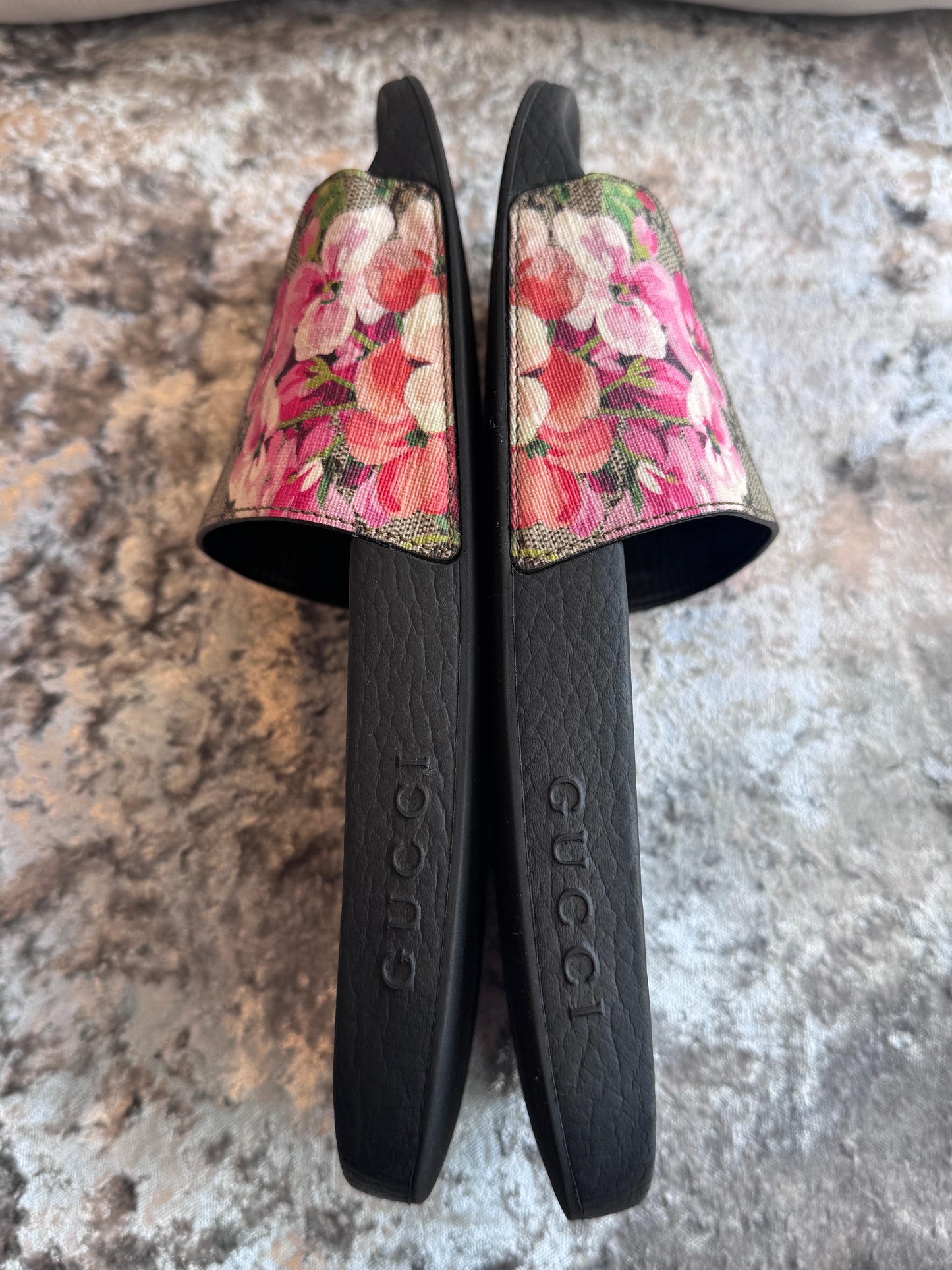 GUCCI Supreme Canvas Blooms Women's Slides 40EU