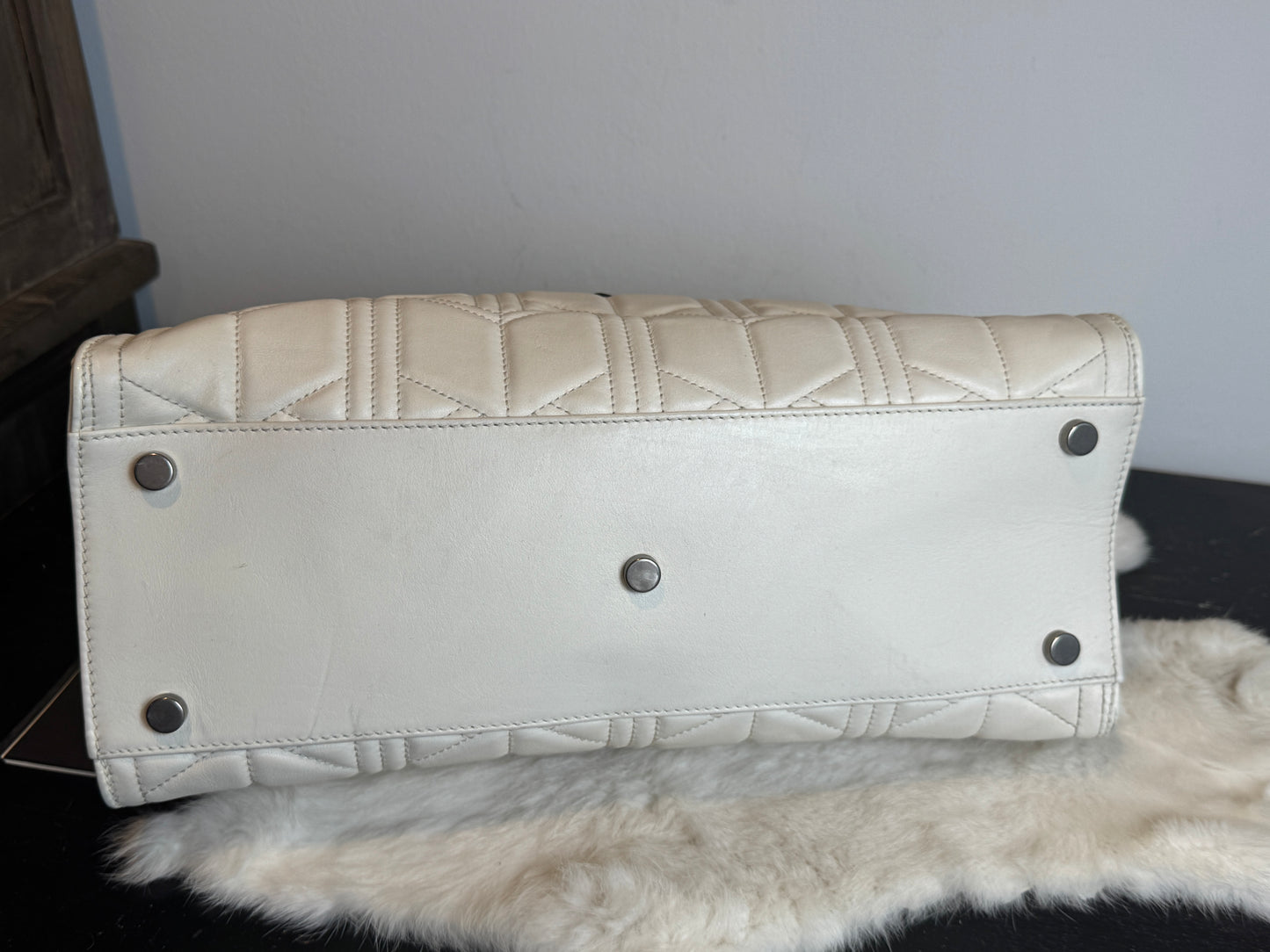 GUCCI Ivory Leather GG Marmont Dionysus Large Tote Bag