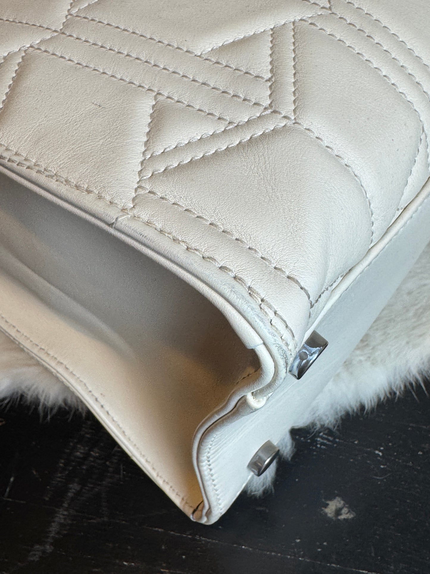 GUCCI Ivory Leather GG Marmont Dionysus Large Tote Bag