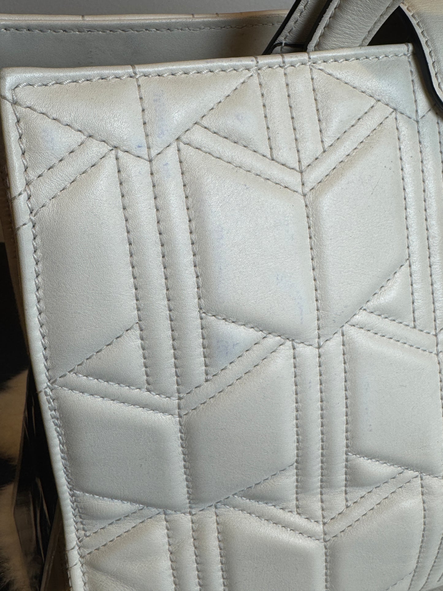 GUCCI Ivory Leather GG Marmont Dionysus Large Tote Bag