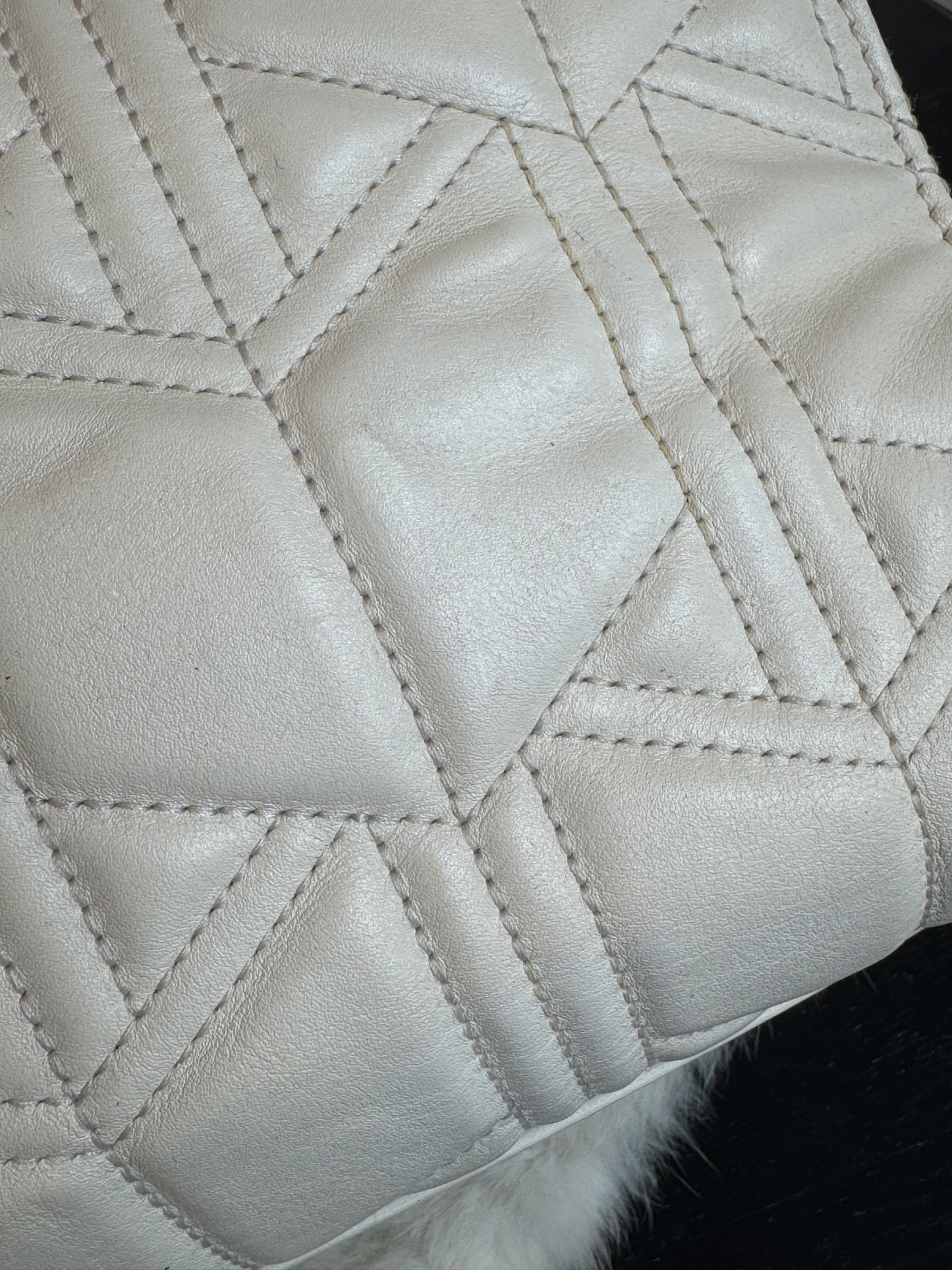 GUCCI Ivory Leather GG Marmont Dionysus Large Tote Bag