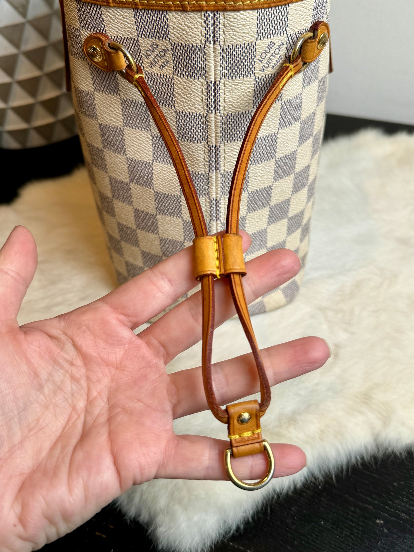 Authentic Louis Vuitton Neverfull PM Damier Azur