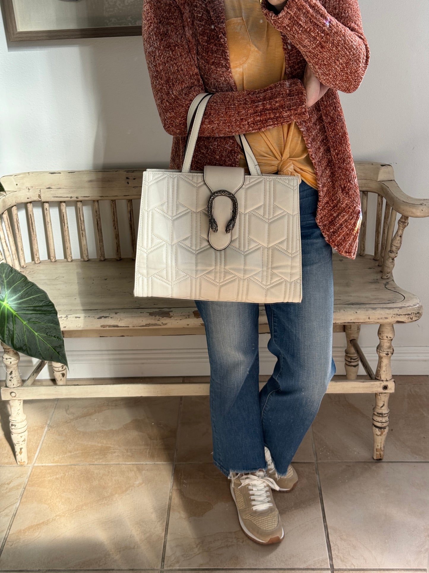 GUCCI Ivory Leather GG Marmont Dionysus Medium Bag