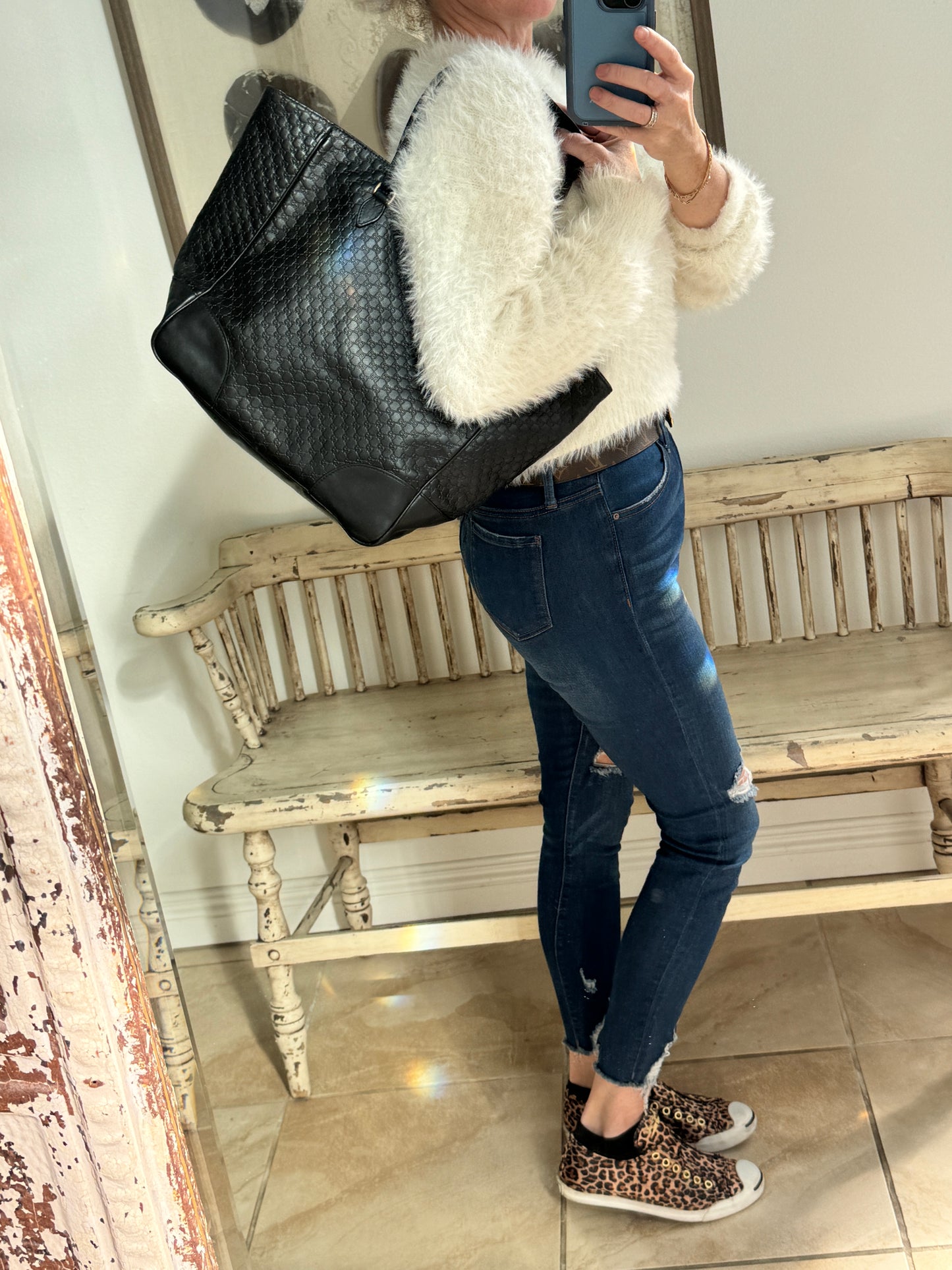 GUCCI MicroGuccissima Signature Black Leather Tote