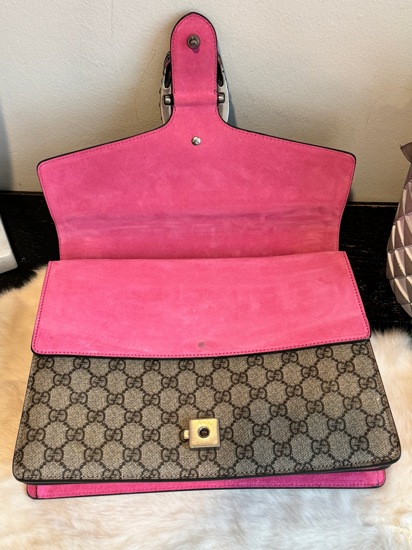 GUCCI GG Supreme Dionysus Medium Handbag PINK