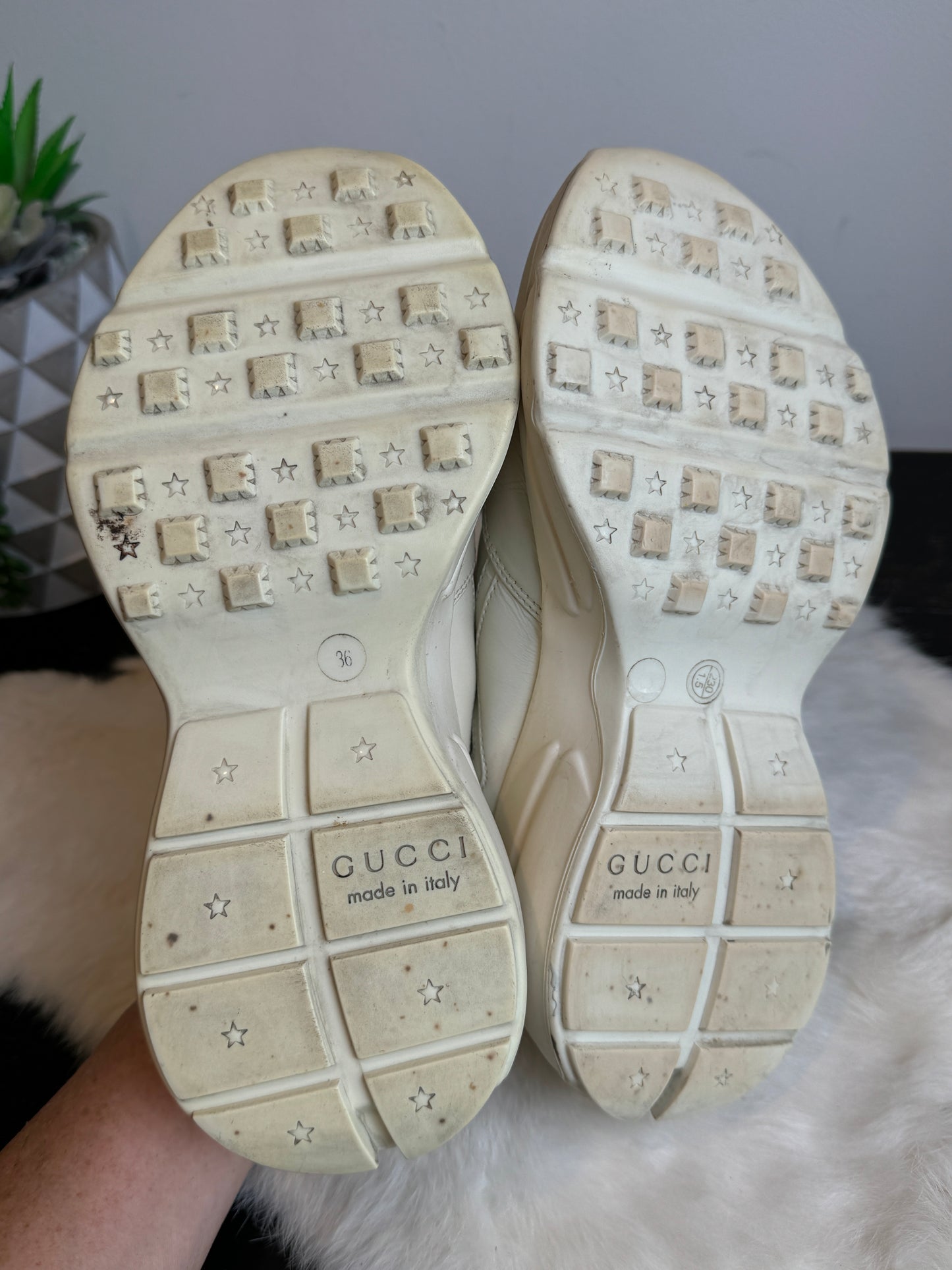 Gucci Rhyton Logo Ivory Sneakers 36EU