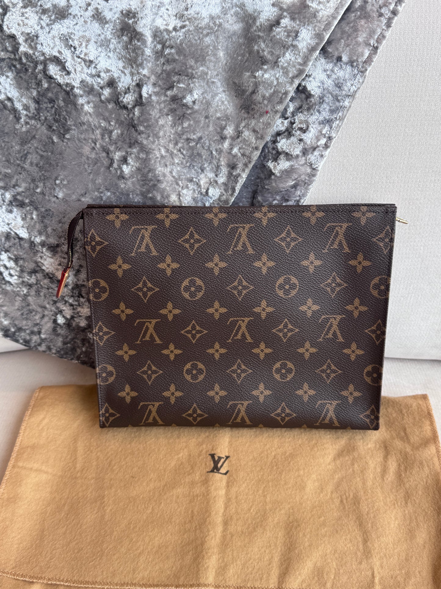 RARE!! Louis Vuitton Exclusive Monogram Poche Toilette 26 GM