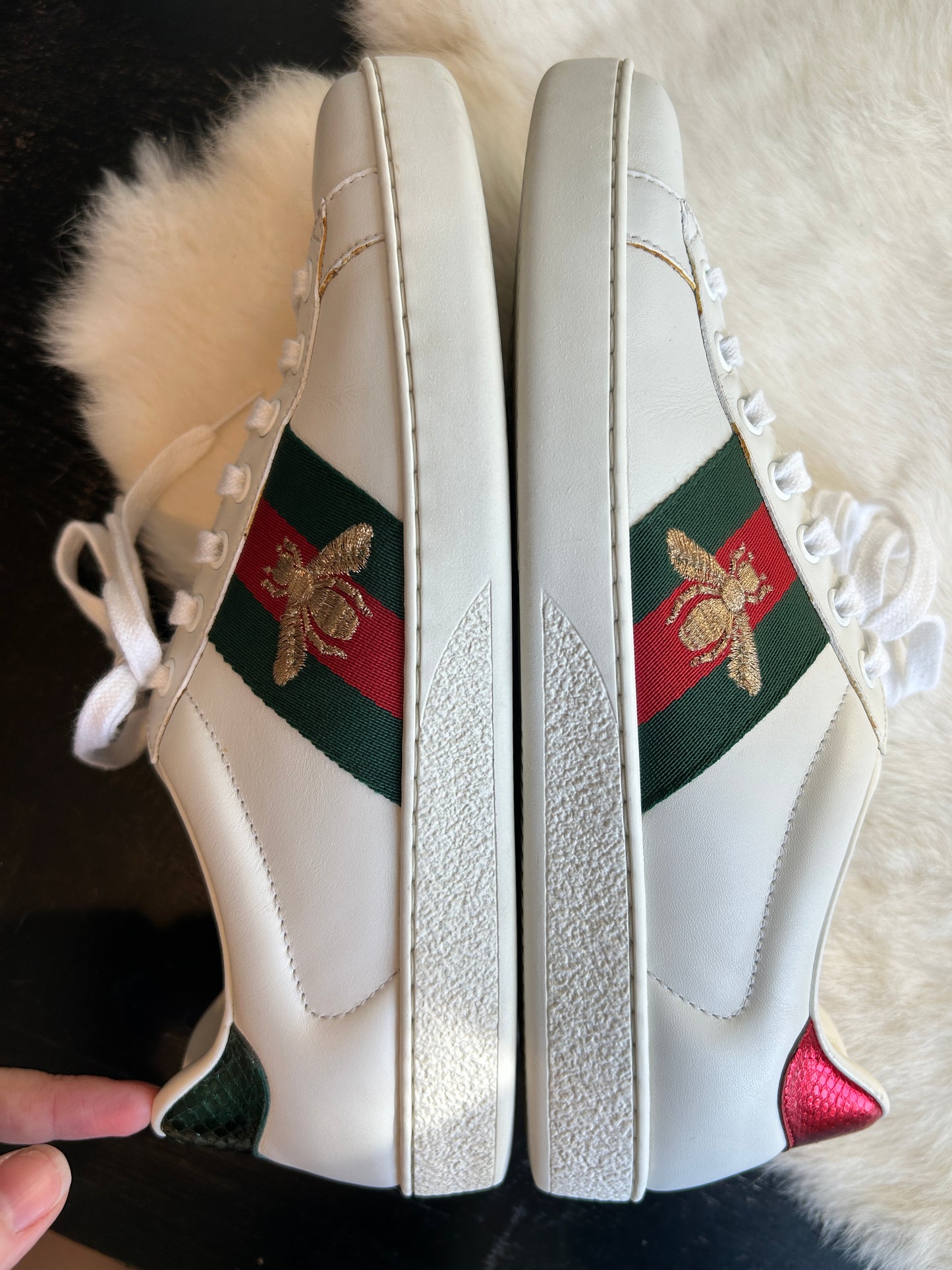 GUCCI Ace Bees Sneakers Mens 7EU (40EU)