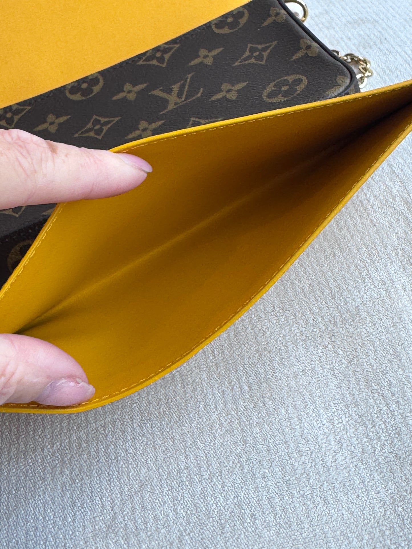 Louis Vuitton Felicie Monogram Vivienne 2022 Holiday LE Yellow Crossbody