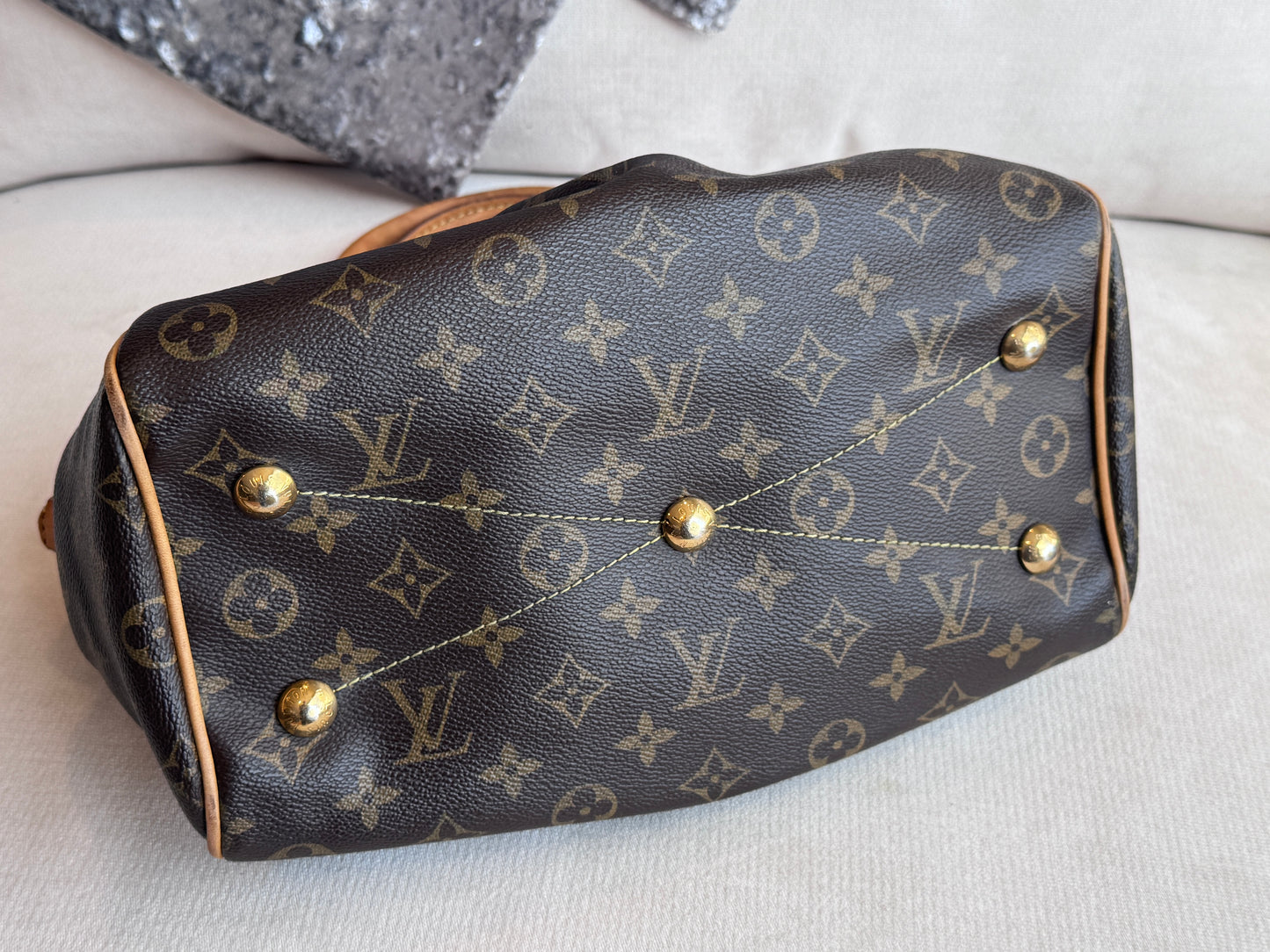 Louis Vuitton Monogram Tivoli PM Tote