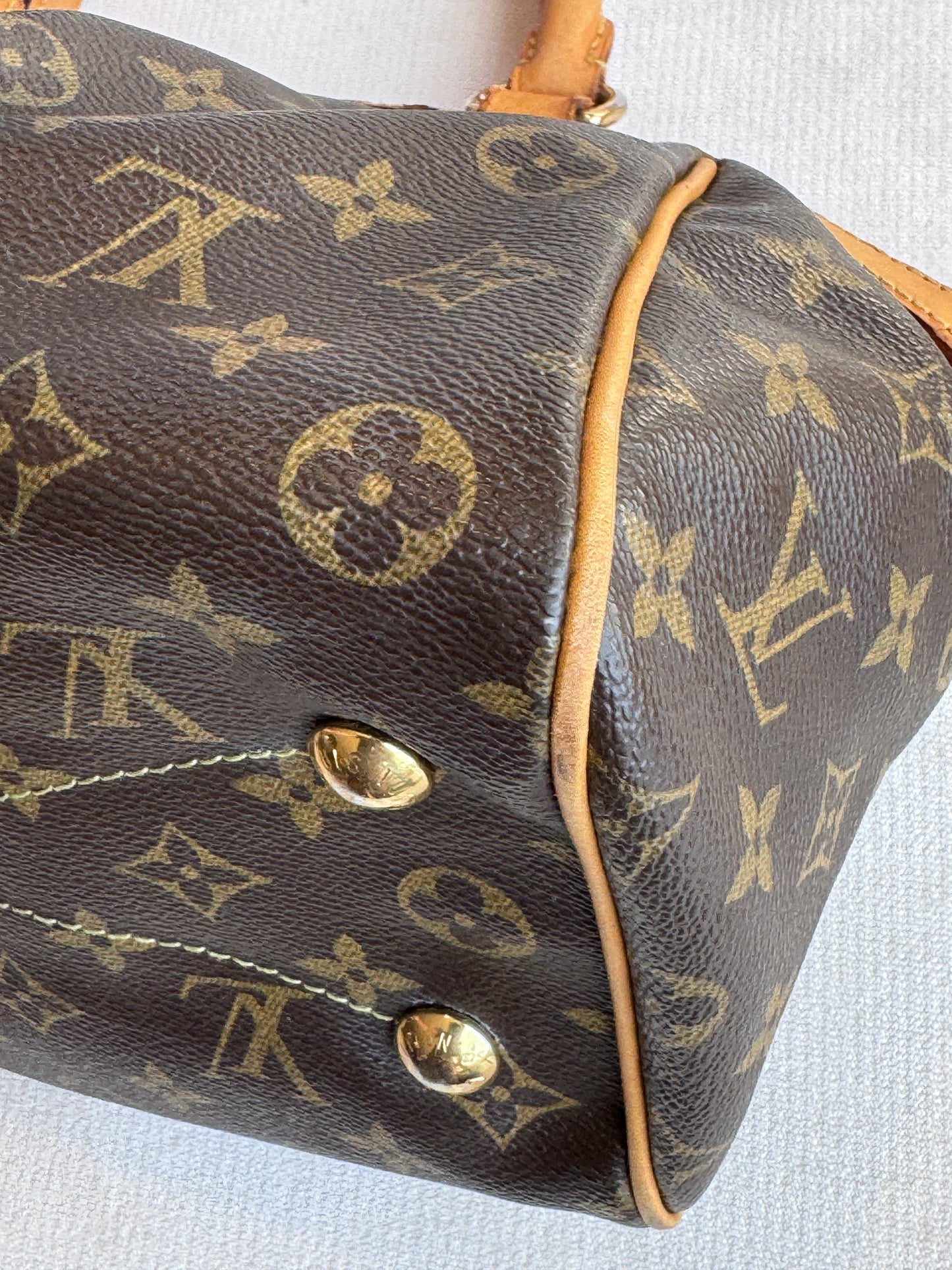 Louis Vuitton Monogram Tivoli PM Tote