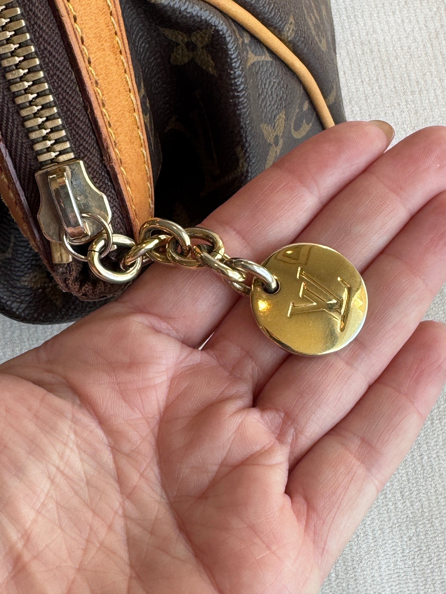 Louis Vuitton Monogram Tivoli PM Tote